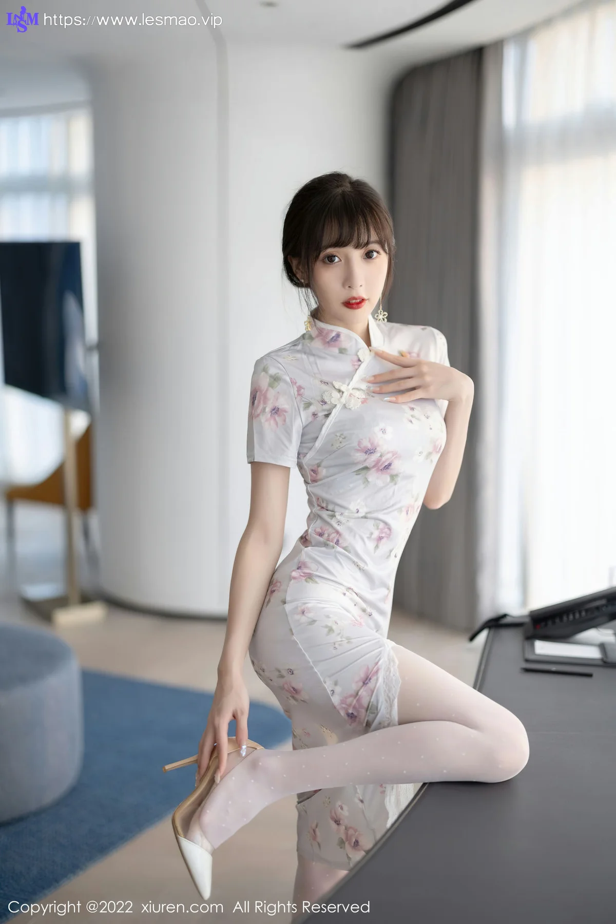 XiuRen 秀人 No.5757 林星阑 花纹图案旗袍性感写真 - 5