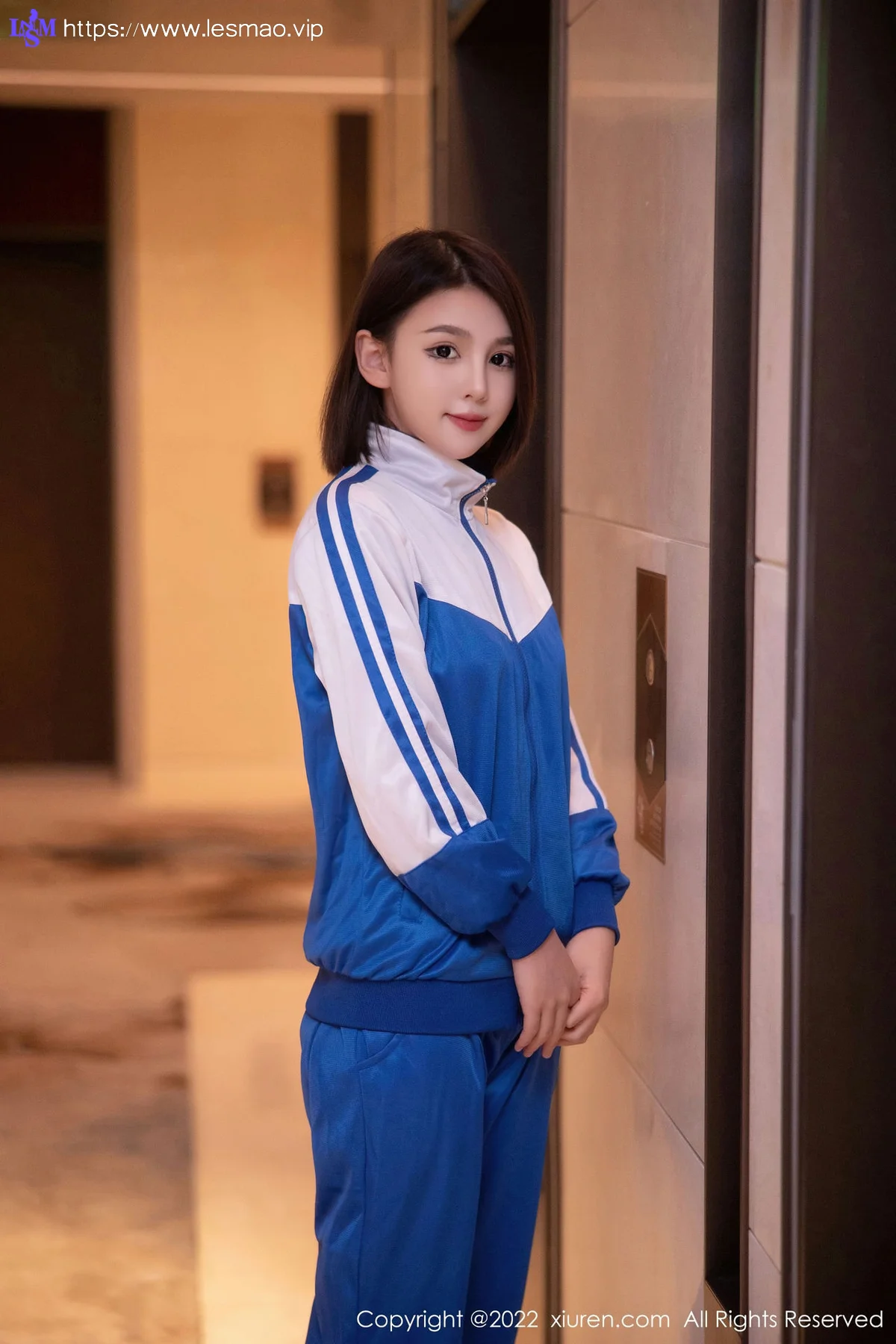 XiuRen 秀人 No.5766 美羊羊 校园制服情趣黑丝第二套写真33 - 2