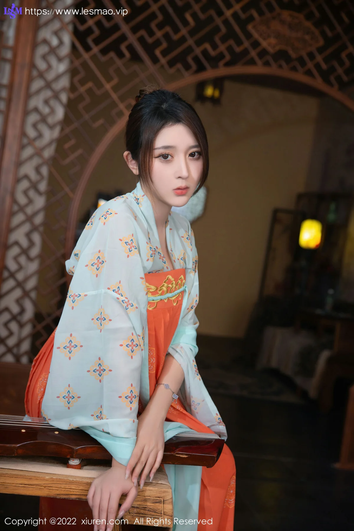 XiuRen 秀人 No.5772 夏甜甜 新人模特浅蓝色古装性感写真 - 6