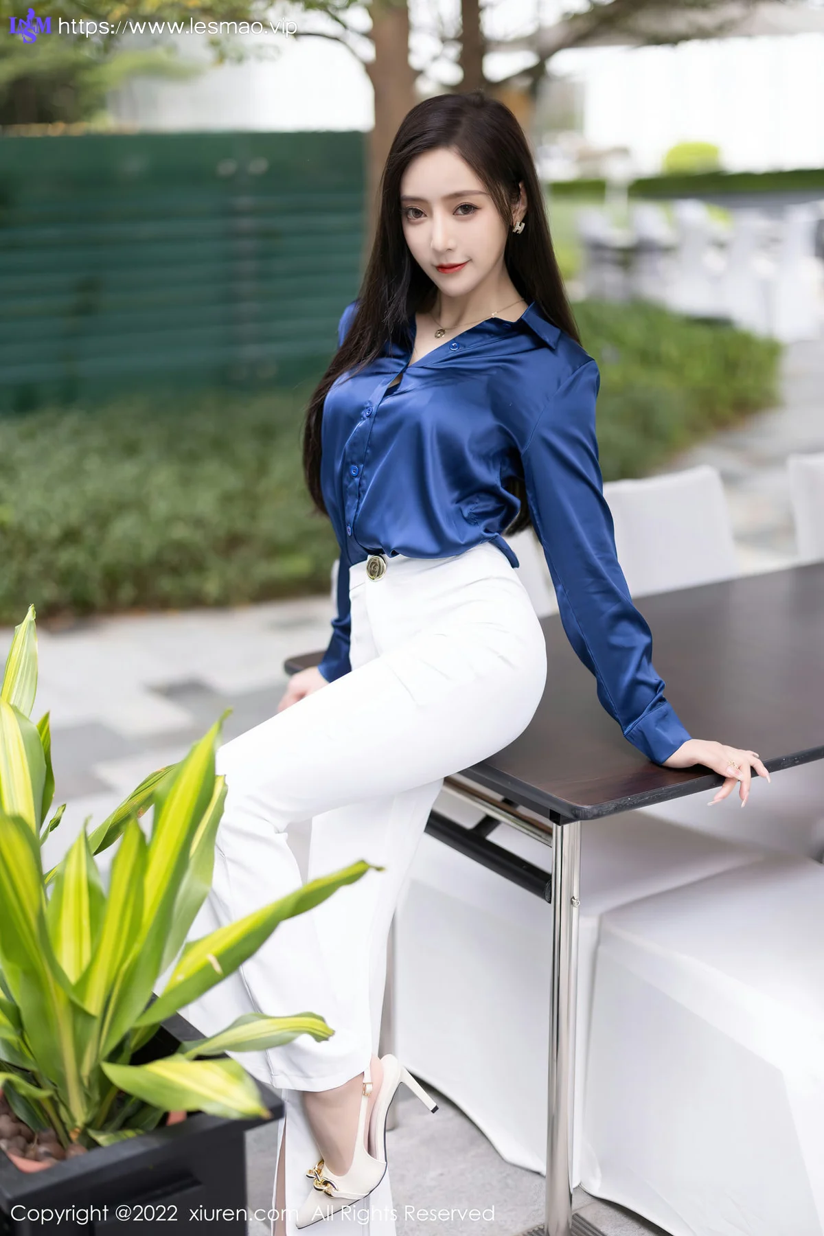 XiuRen 秀人 No.5790 王馨瑶yanni 性感御姐原色丝袜性感写真1 - 6