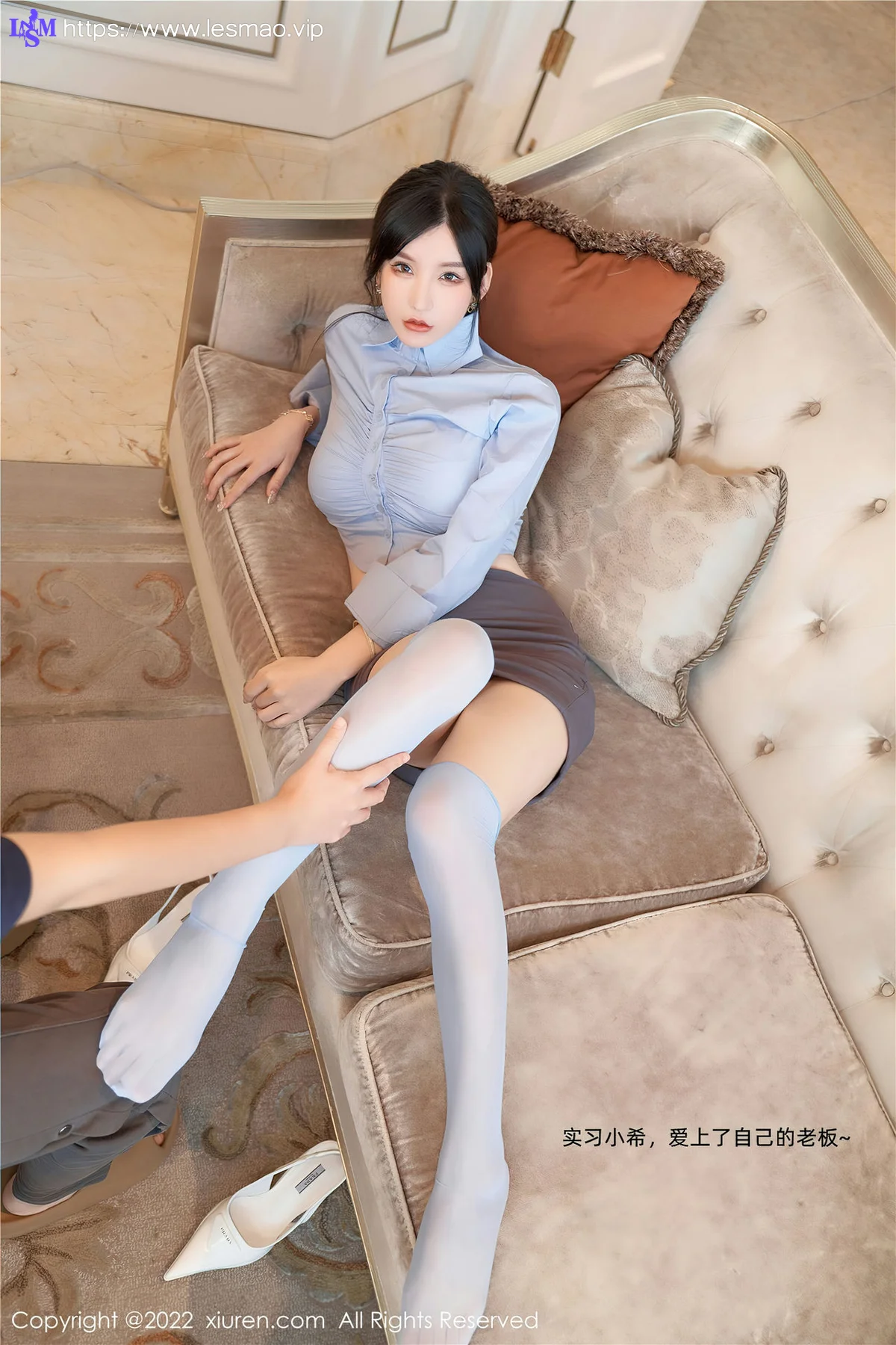 XiuRen 秀人 No.5812 周于希Sally 学习永无止境成都-珠海心愿旅拍 - 1