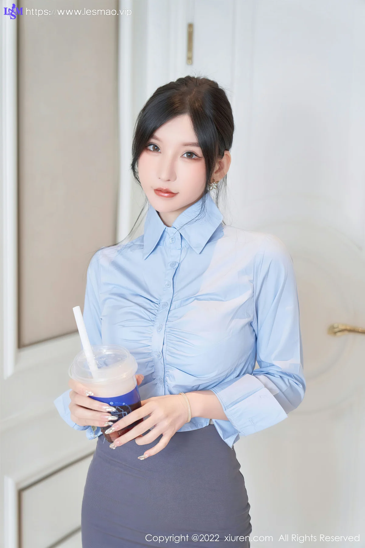 XiuRen 秀人 No.5812 周于希Sally 学习永无止境成都-珠海心愿旅拍 - 8