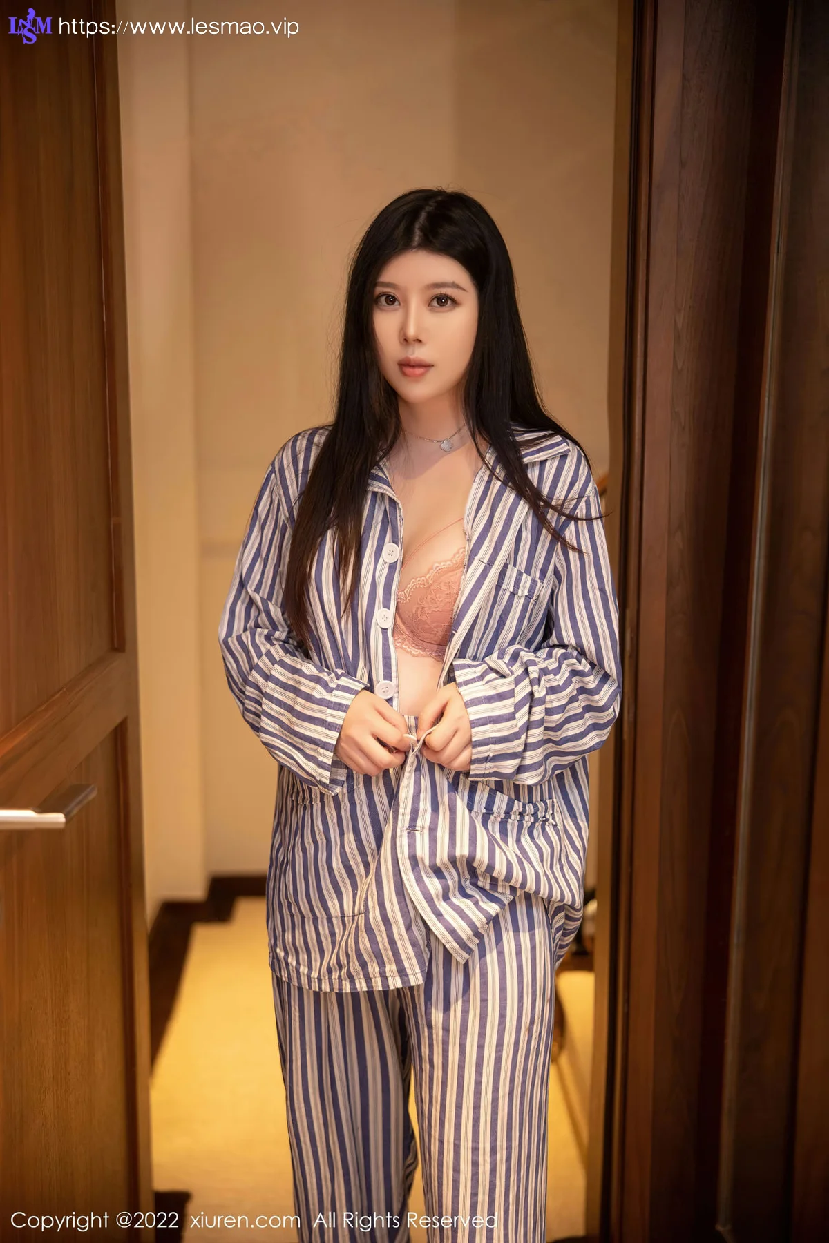 XiuRen 秀人 No.5820 白茹雪 蕾丝围裙熟女气息性感写真11 - 6