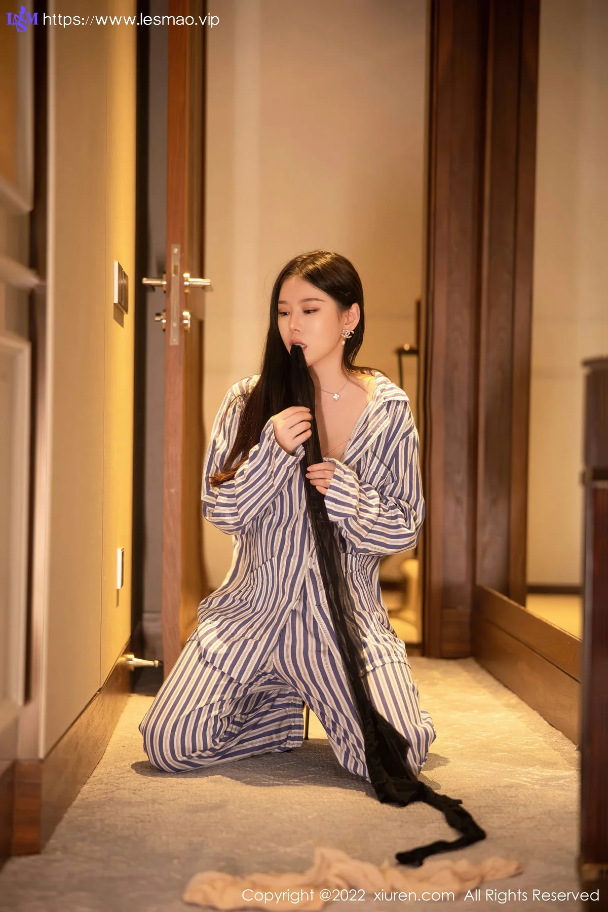 XiuRen 秀人 No.5820 白茹雪 蕾丝围裙熟女气息性感写真11 - 10