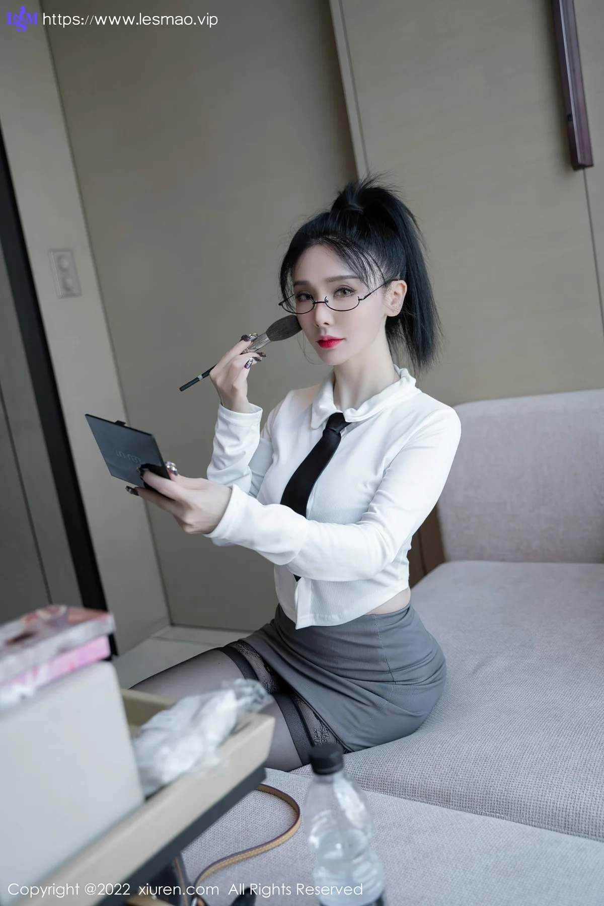 XiuRen 秀人 No.5856 潘娇娇 巨乳肥臀媚态十足性感写真 - 1