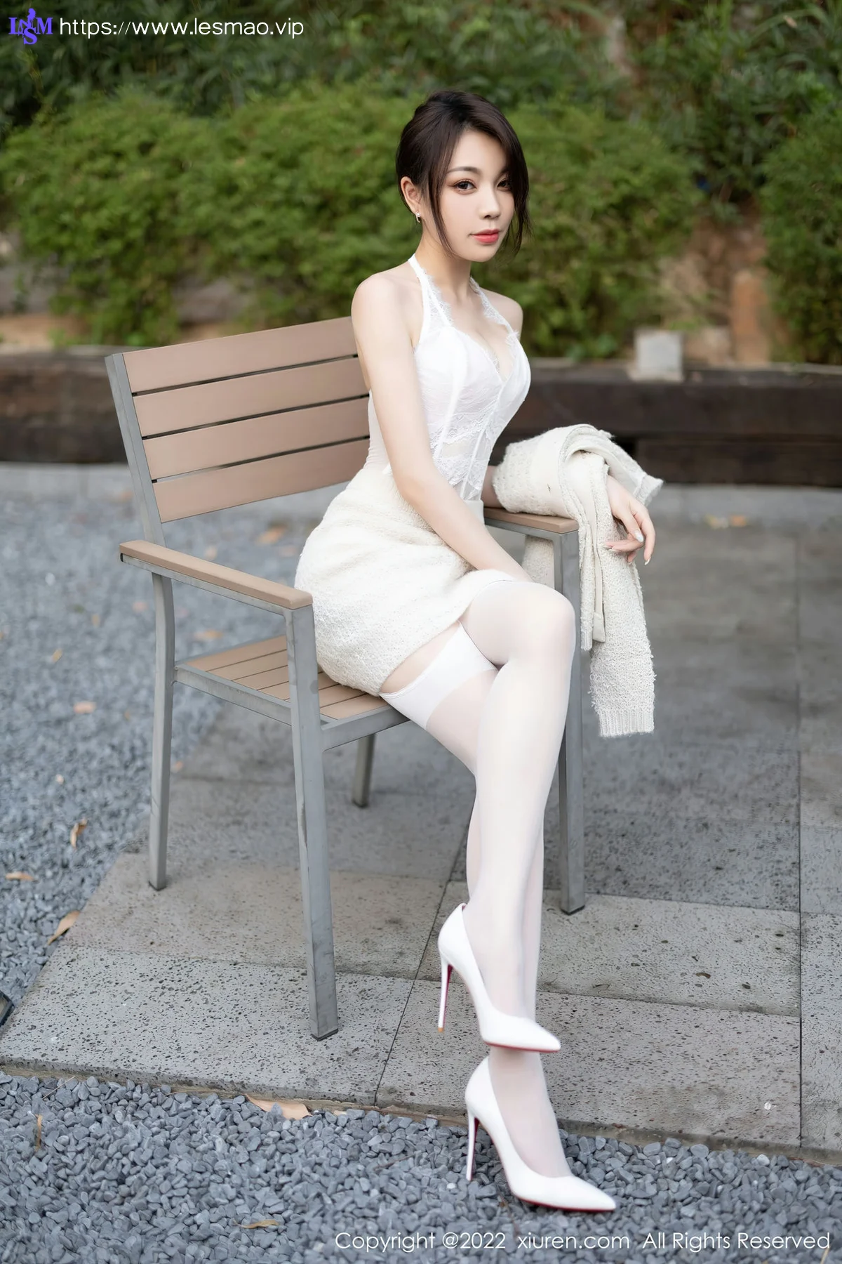 XiuRen 秀人 No.5880 徐莉芝Booty 白色蕾丝内衣性感写真 - 1