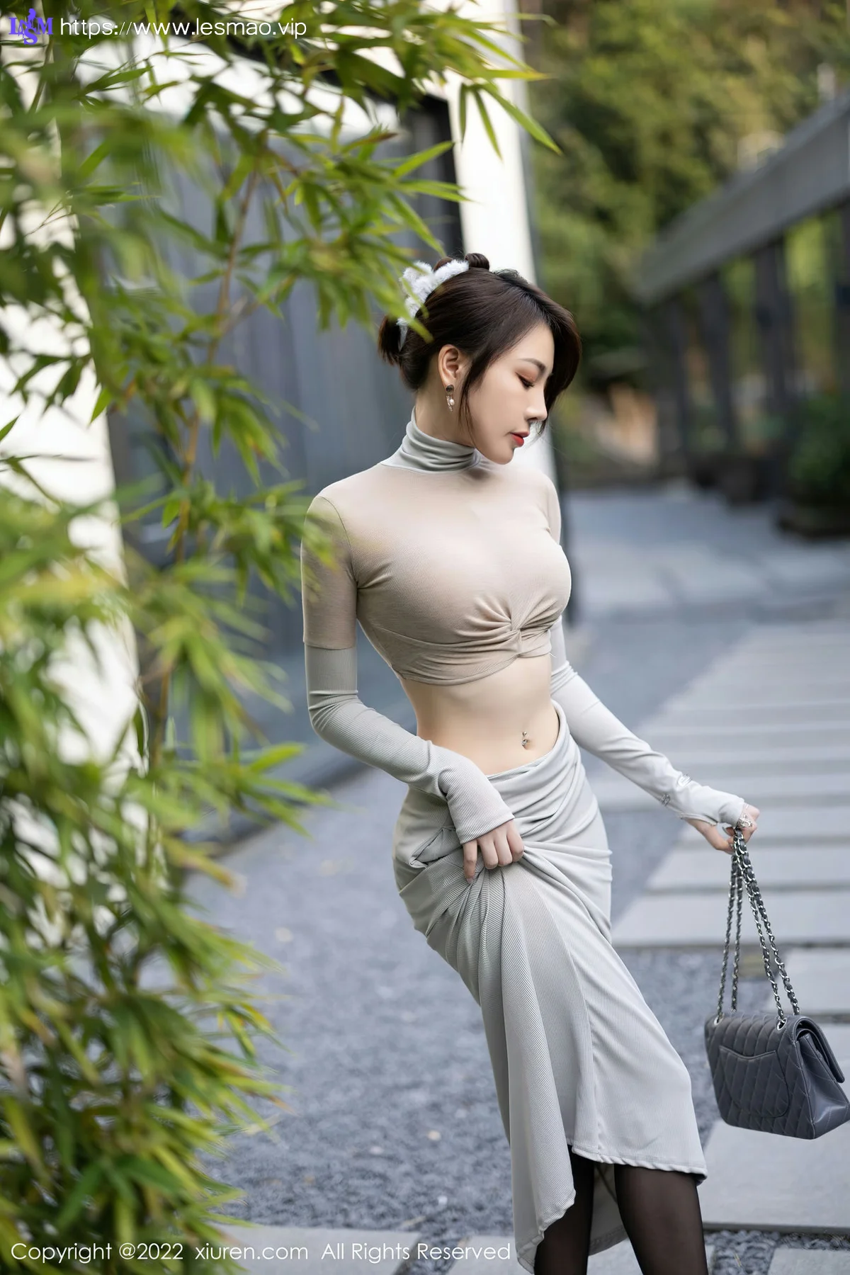 XiuRen 秀人 No.5895 徐莉芝Booty 娇美身段性感写真 - 5
