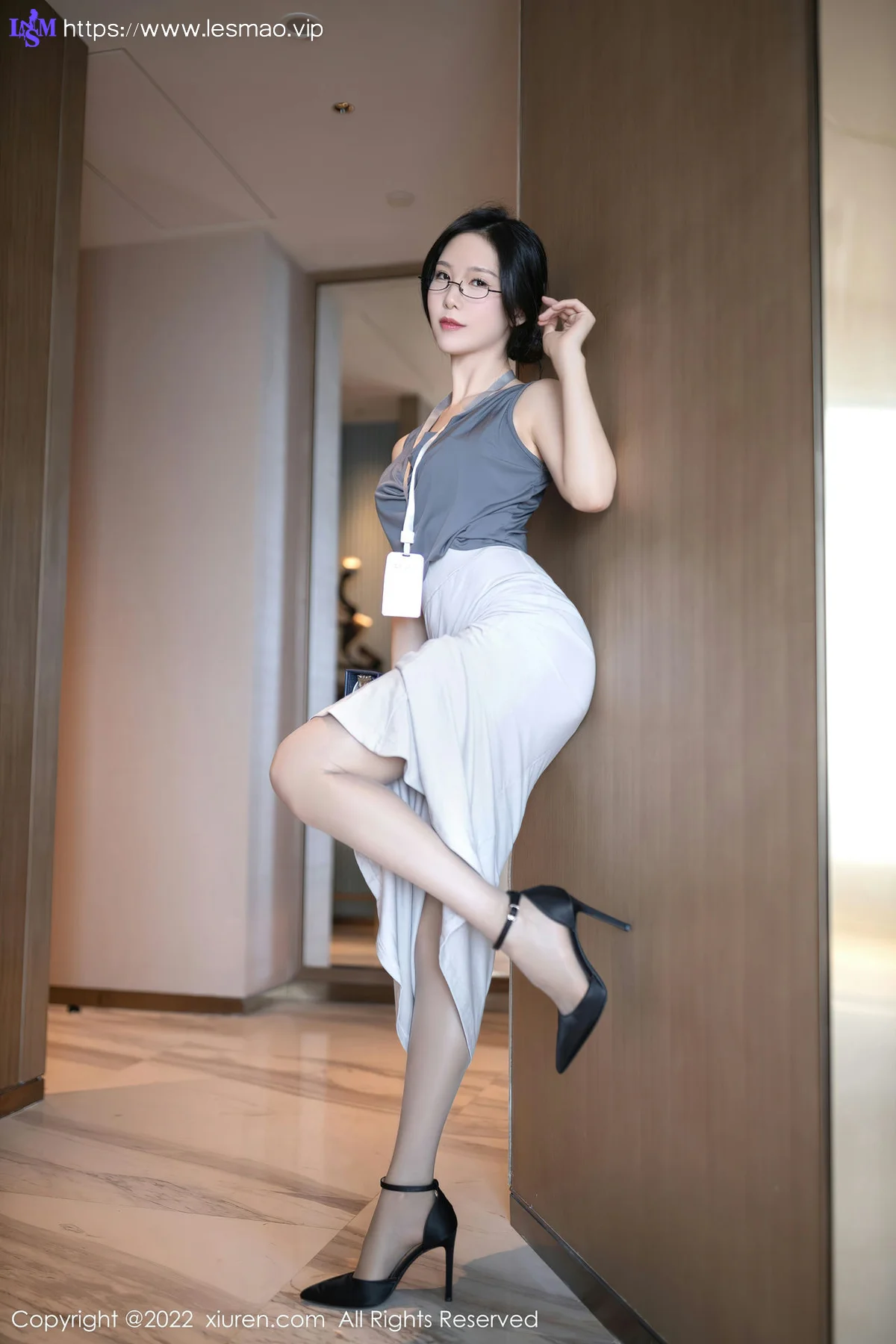 XiuRen 秀人 No.5900 利世 灰丝眼镜妹 - 5