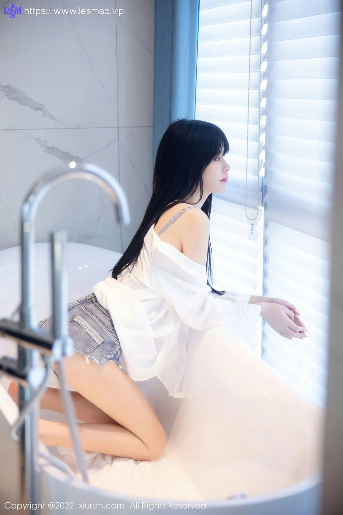 XiuRen 秀人 No.5909 77qiqi 浴缸美腿湿身 - 1