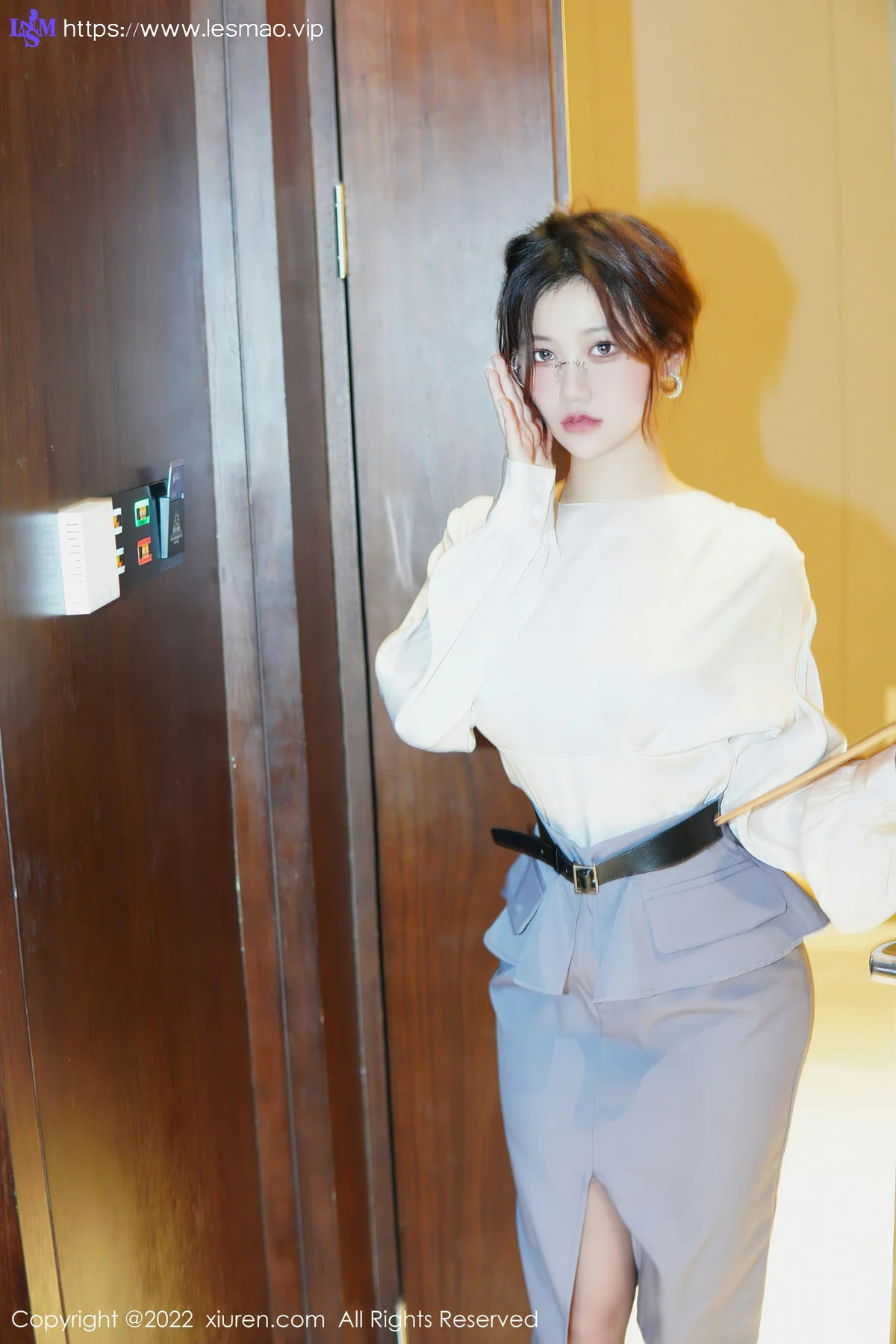 XiuRen 秀人 No.6028 奈奈子 微醺美女玉背私房 - 1