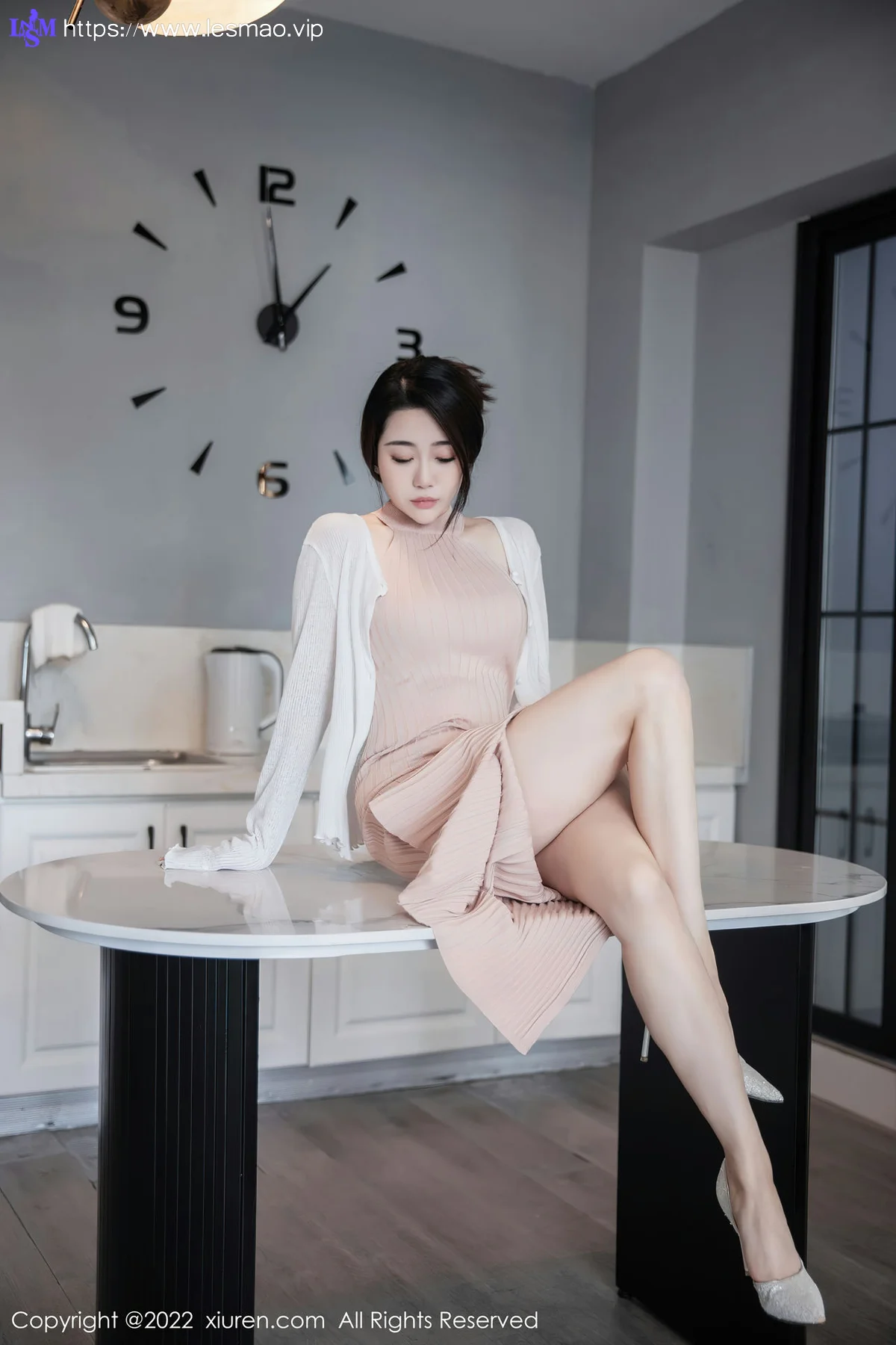 XiuRen 秀人 No.6066 严利娅Yuliya 粉色连衣长裙性感写真 - 8