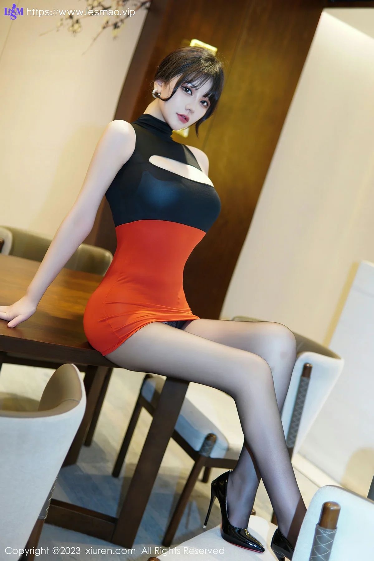 XiuRen 秀人 No.6075 桃桃子新人魅惑黑丝写真 - 3