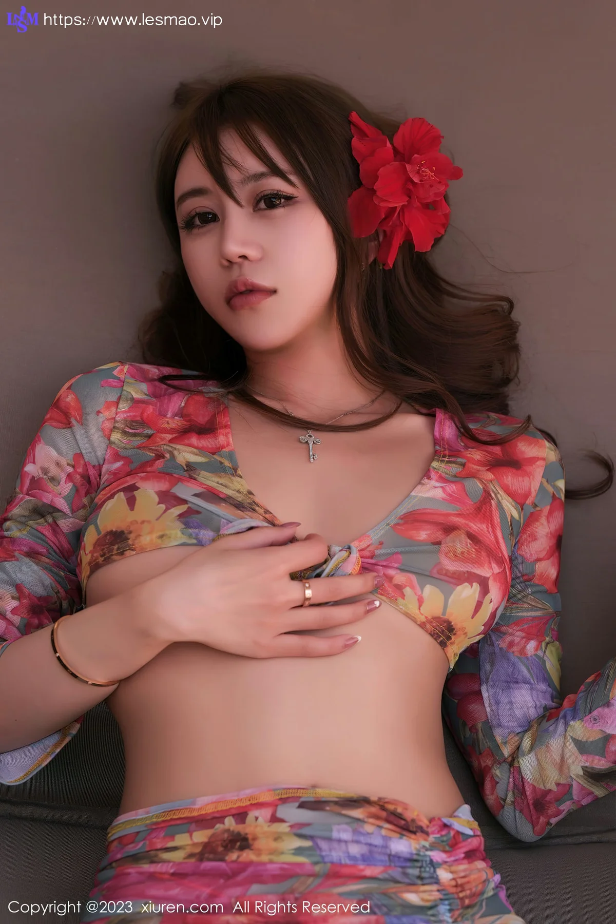 XiuRen 秀人 No.6081 tina_甜仔 花色比基尼十月海南旅拍 - 4