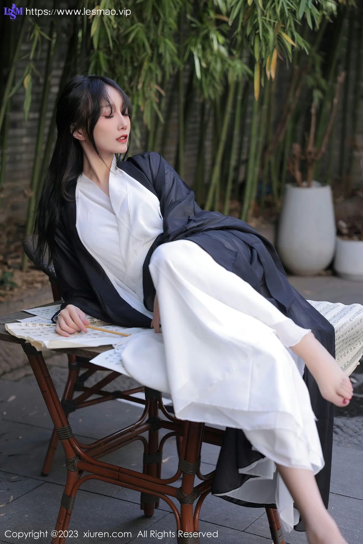 XiuRen 秀人 No.6094 玥儿玥er 白色古装服饰十月海南旅拍 - 8