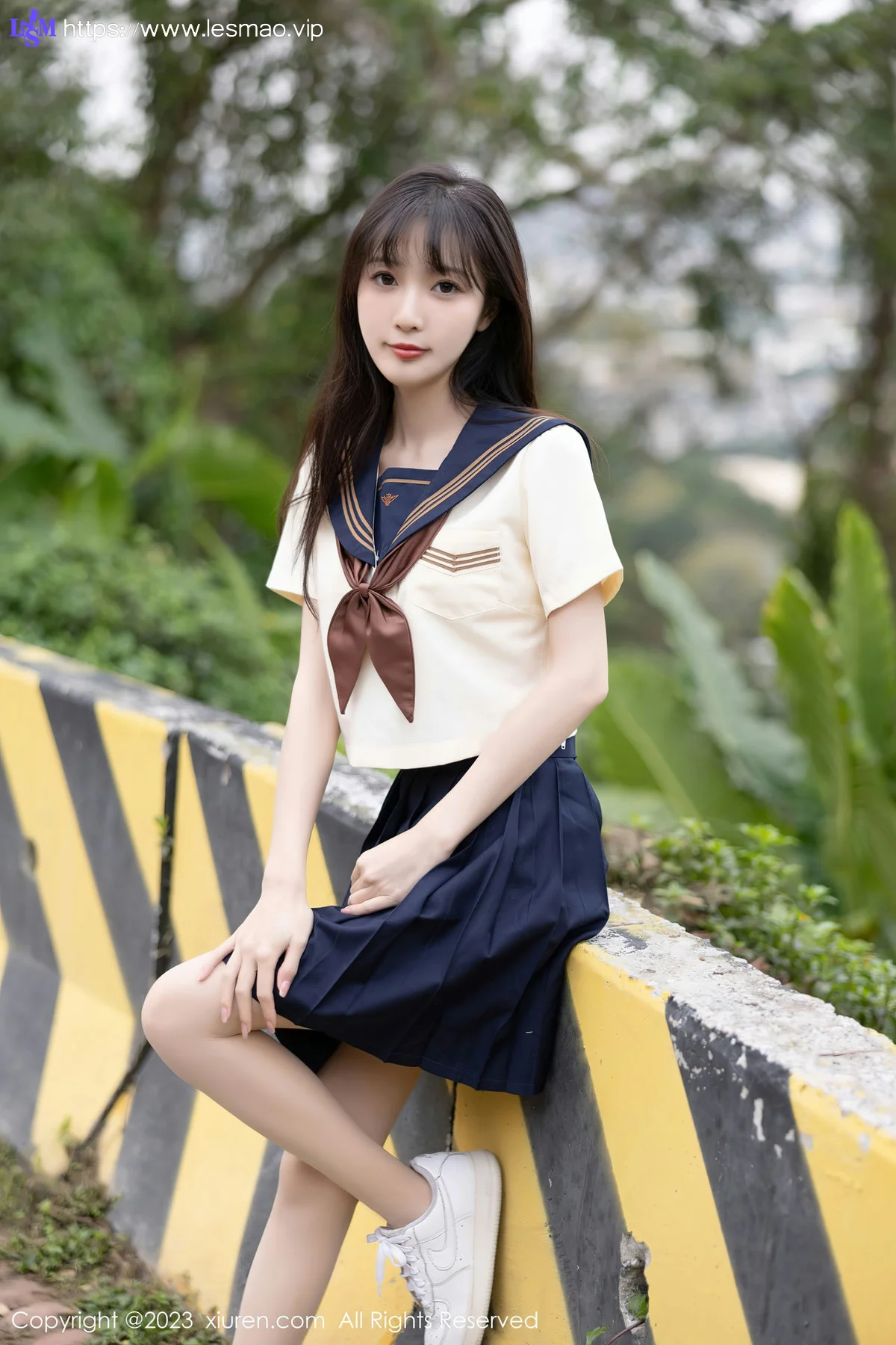 XiuRen 秀人 No.6126 林星阑 性感学妹海南岛旅拍 - 1