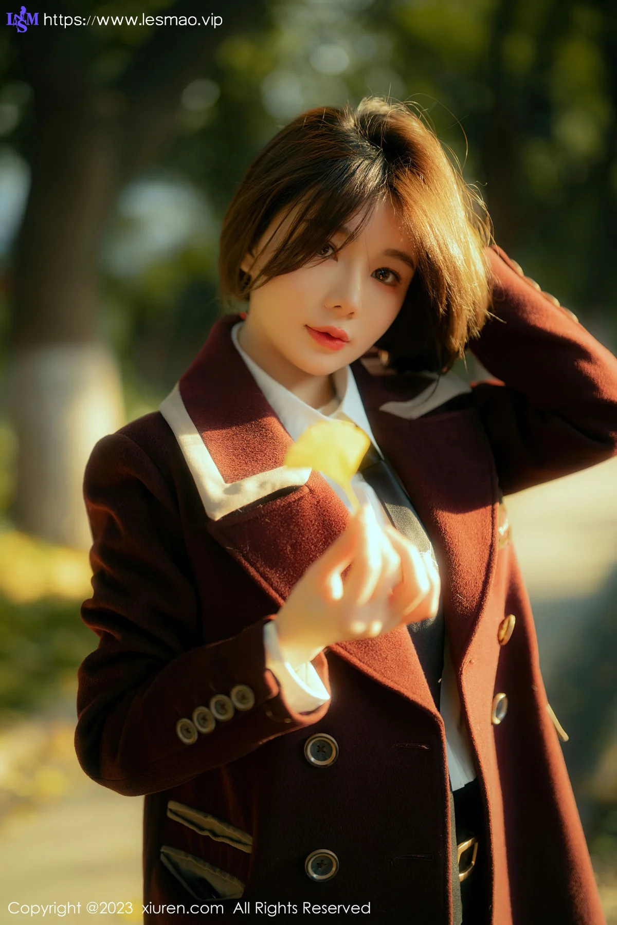 XiuRen 秀人 No.6137 婠婠么 白T黑色短裙 性感写真 - 1