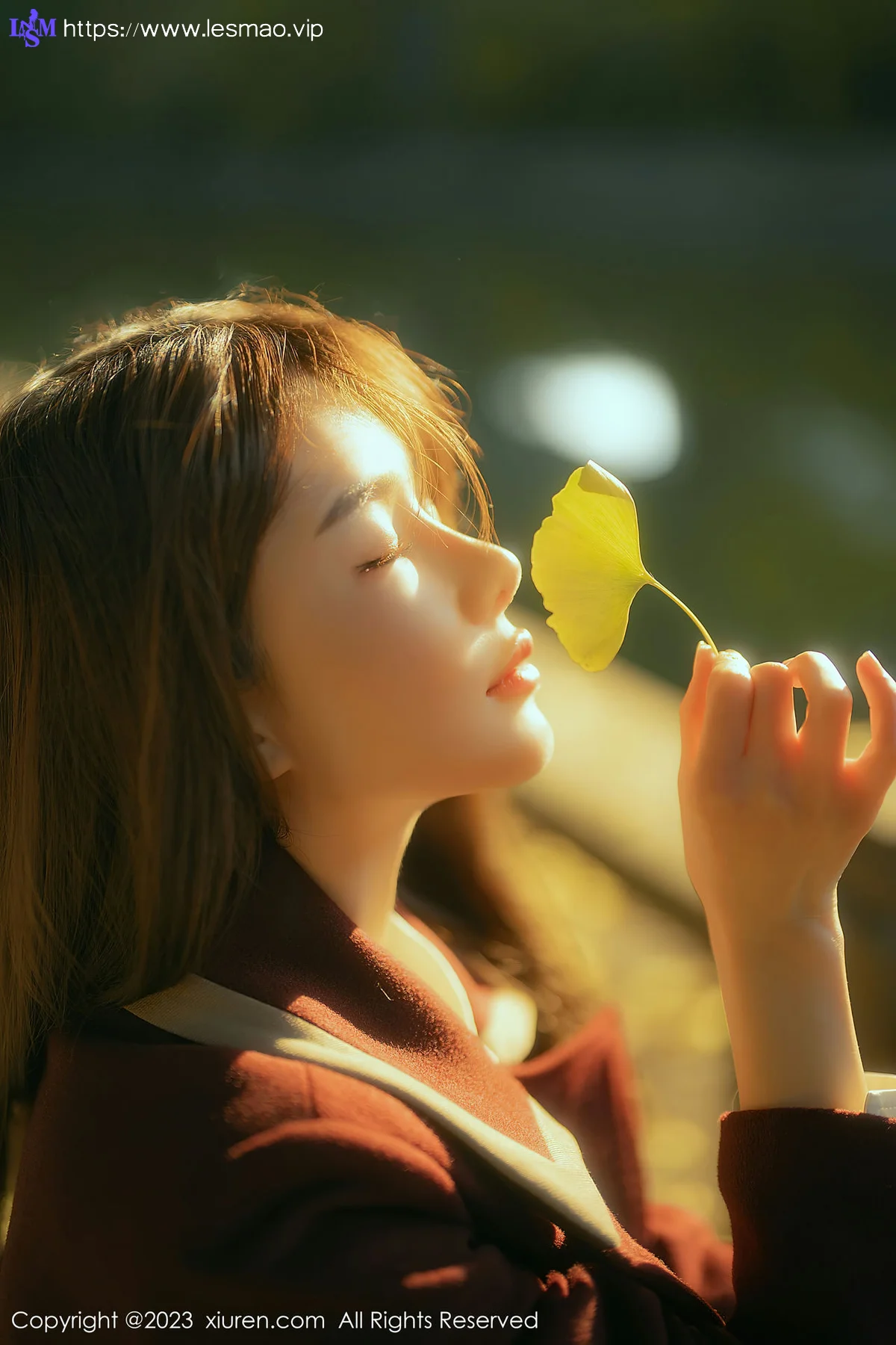 XiuRen 秀人 No.6137 婠婠么 白T黑色短裙 性感写真 - 2