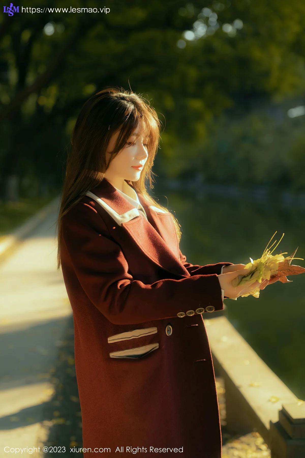 XiuRen 秀人 No.6137 婠婠么 白T黑色短裙 性感写真 - 6