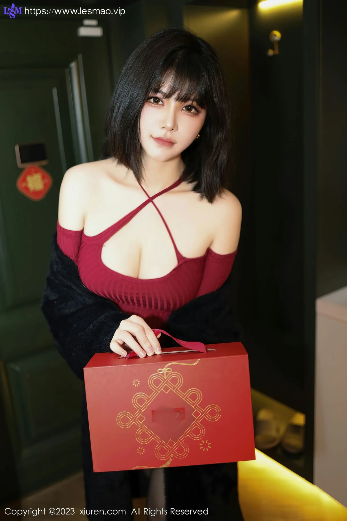 XiuRen 秀人 No.6144 桃桃子_ 黑色蕾丝内衣写真 - 1