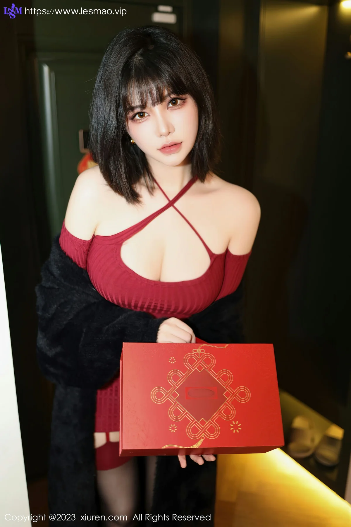 XiuRen 秀人 No.6144 桃桃子_ 黑色蕾丝内衣写真 - 2