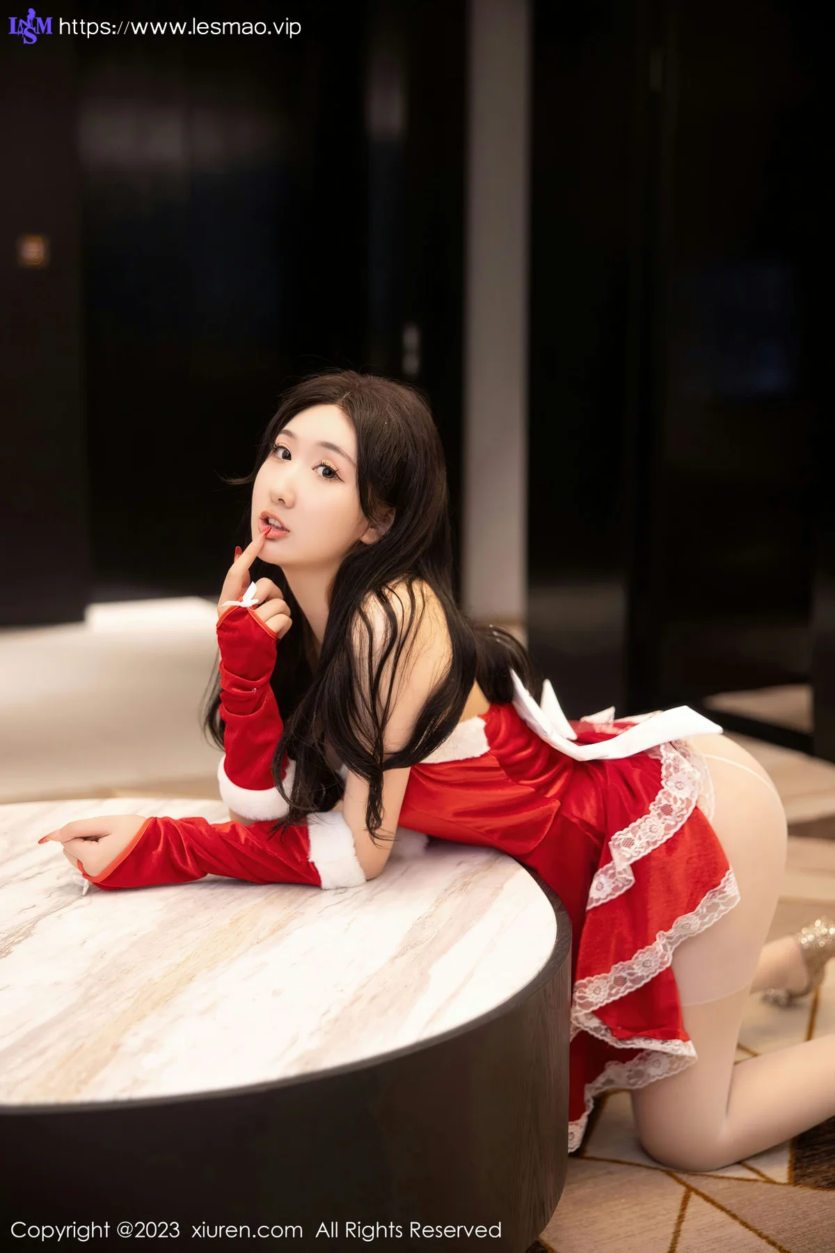 XiuRen 秀人 No.6163 江真真 红色露肩贺新年服饰写真 - 7