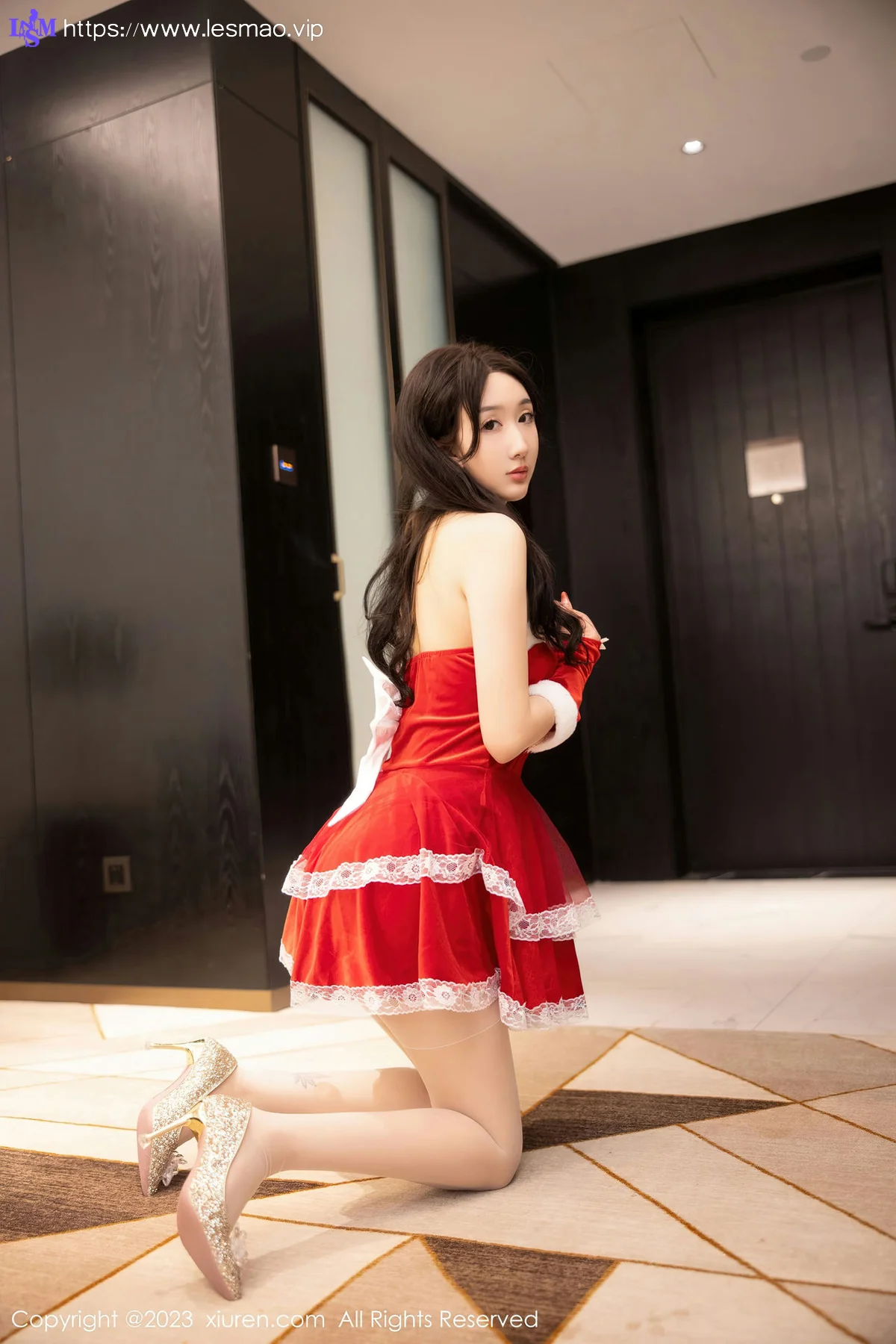 XiuRen 秀人 No.6163 江真真 红色露肩贺新年服饰写真 - 10