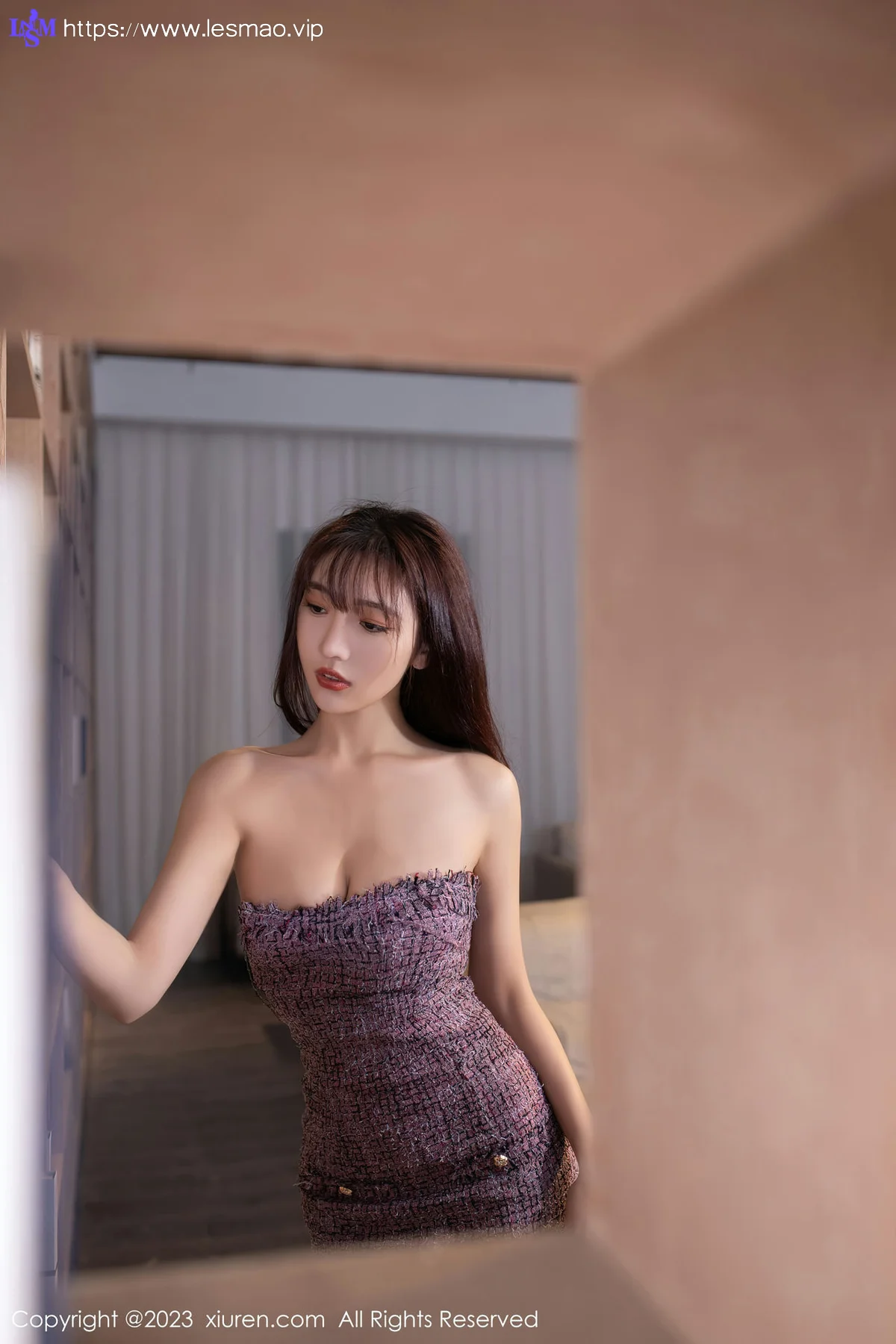 XiuRen 秀人 No.6209 陆萱萱 图书馆场景拍摄性感写真 - 7