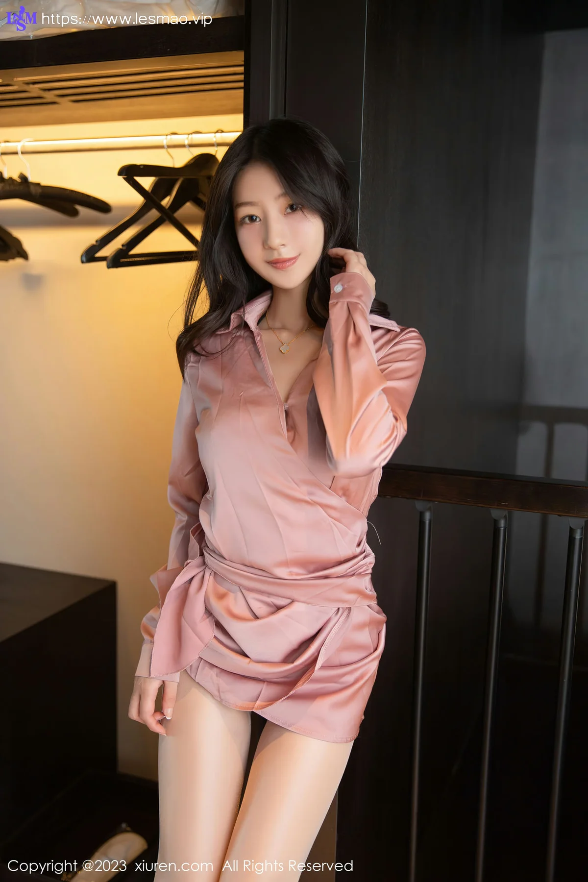 XiuRen 秀人 No.6211 熊小诺 暗绿色蕾丝诱人原色丝袜性感写真 - 4