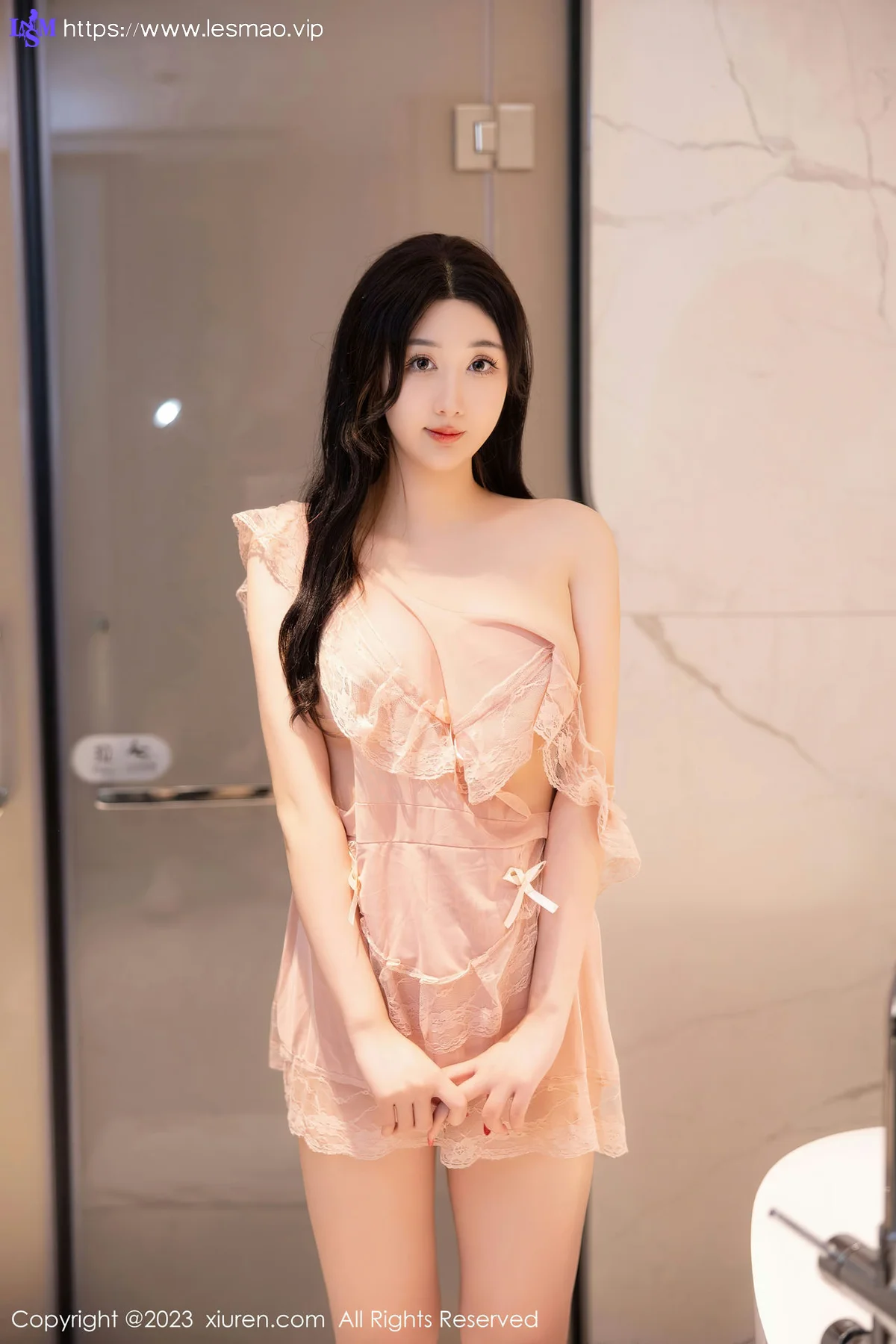XiuRen 秀人 No.6243 江真真 淡粉色蕾丝情趣性感写真 - 1