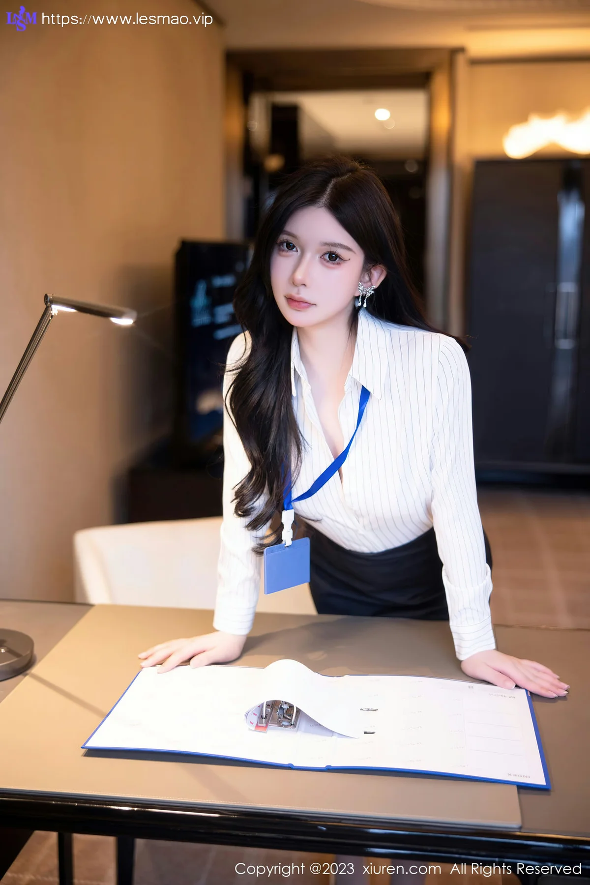 XiuRen 秀人 No.6247 林珊珊 诱人原色丝袜性感写真 - 7