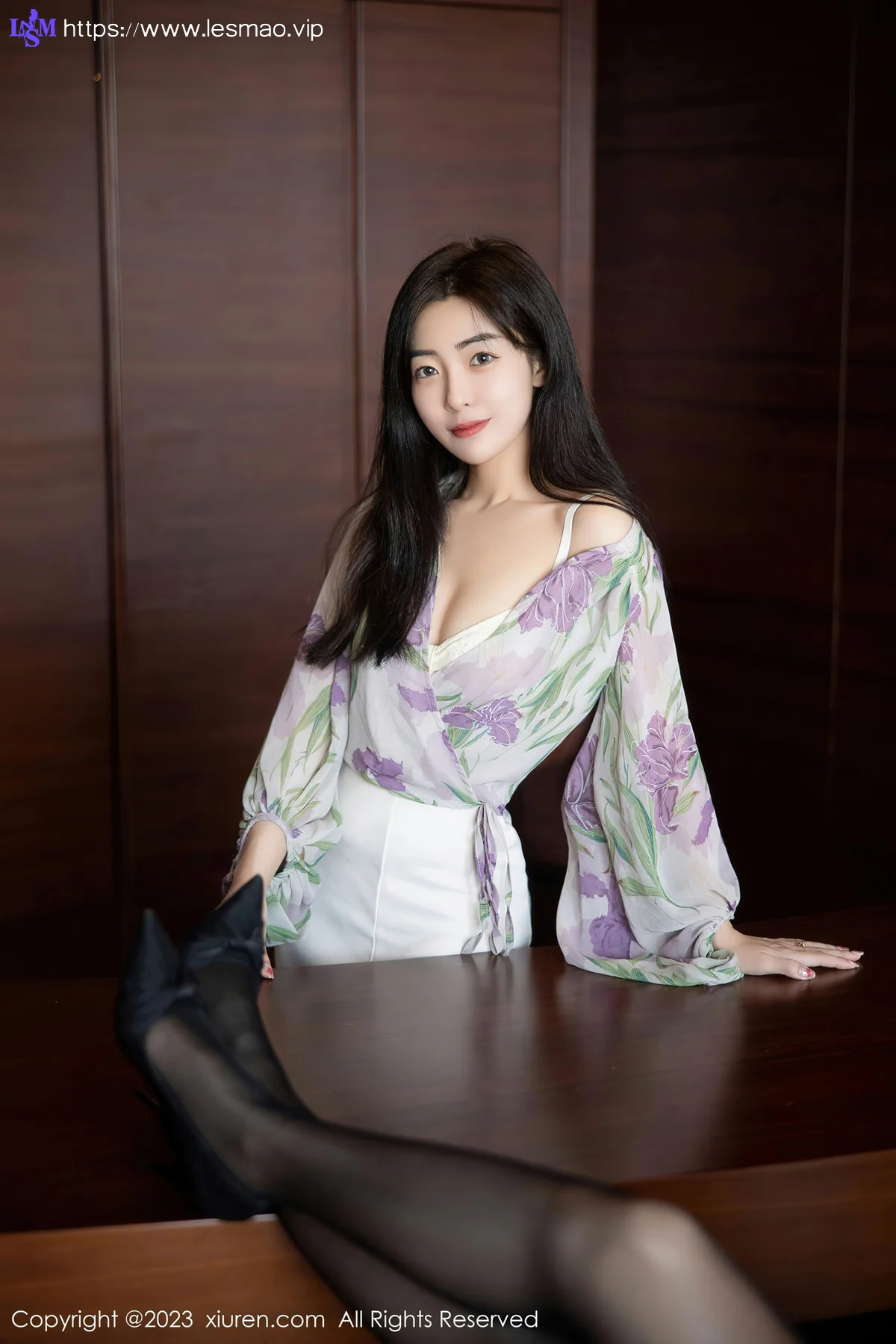 XiuRen 秀人 No.6279 星子柒kiki 白色短裙首套写真 - 4