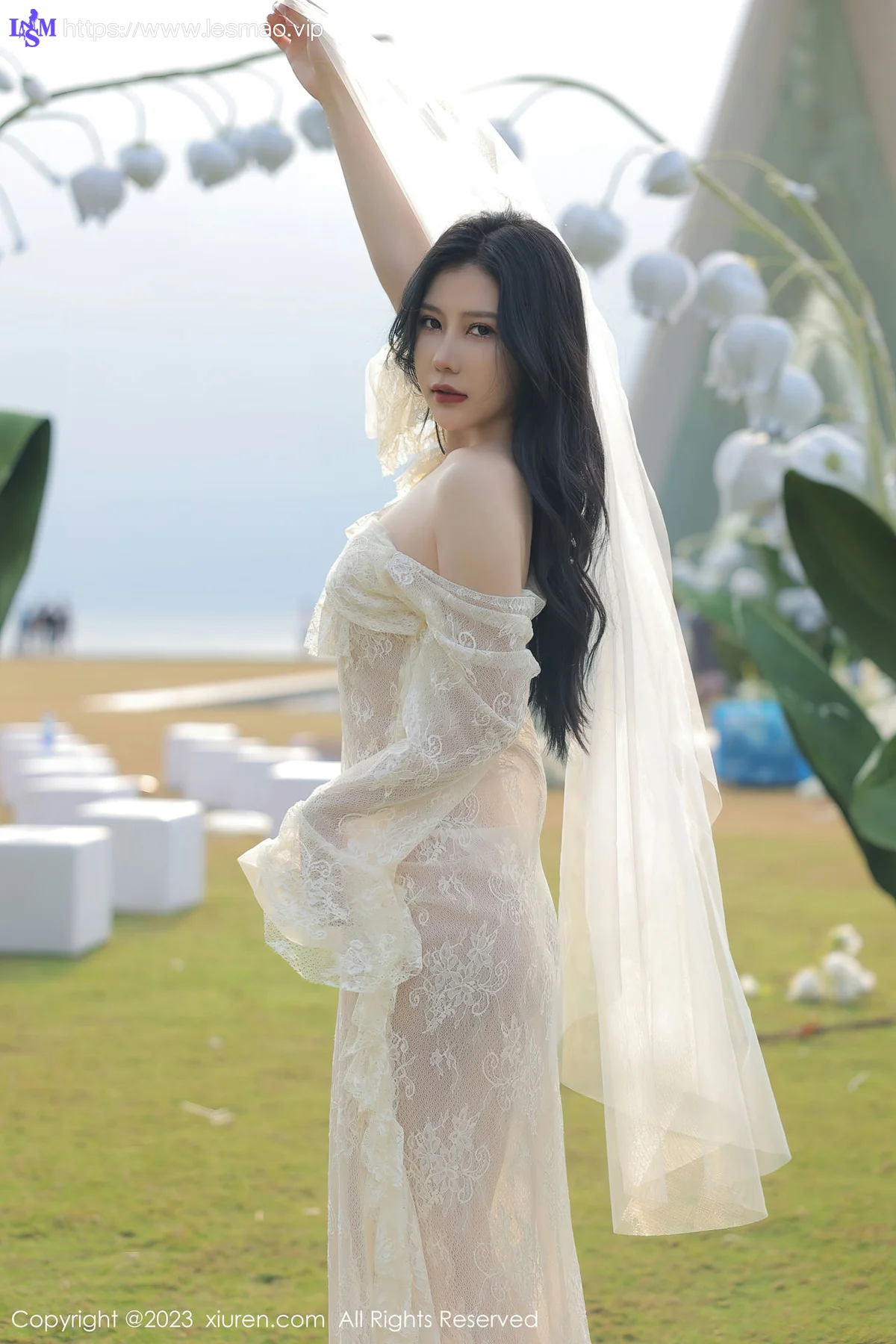 XiuRen 秀人 No.6303 尹甜甜 白色蕾丝婚纱海南旅拍 - 2