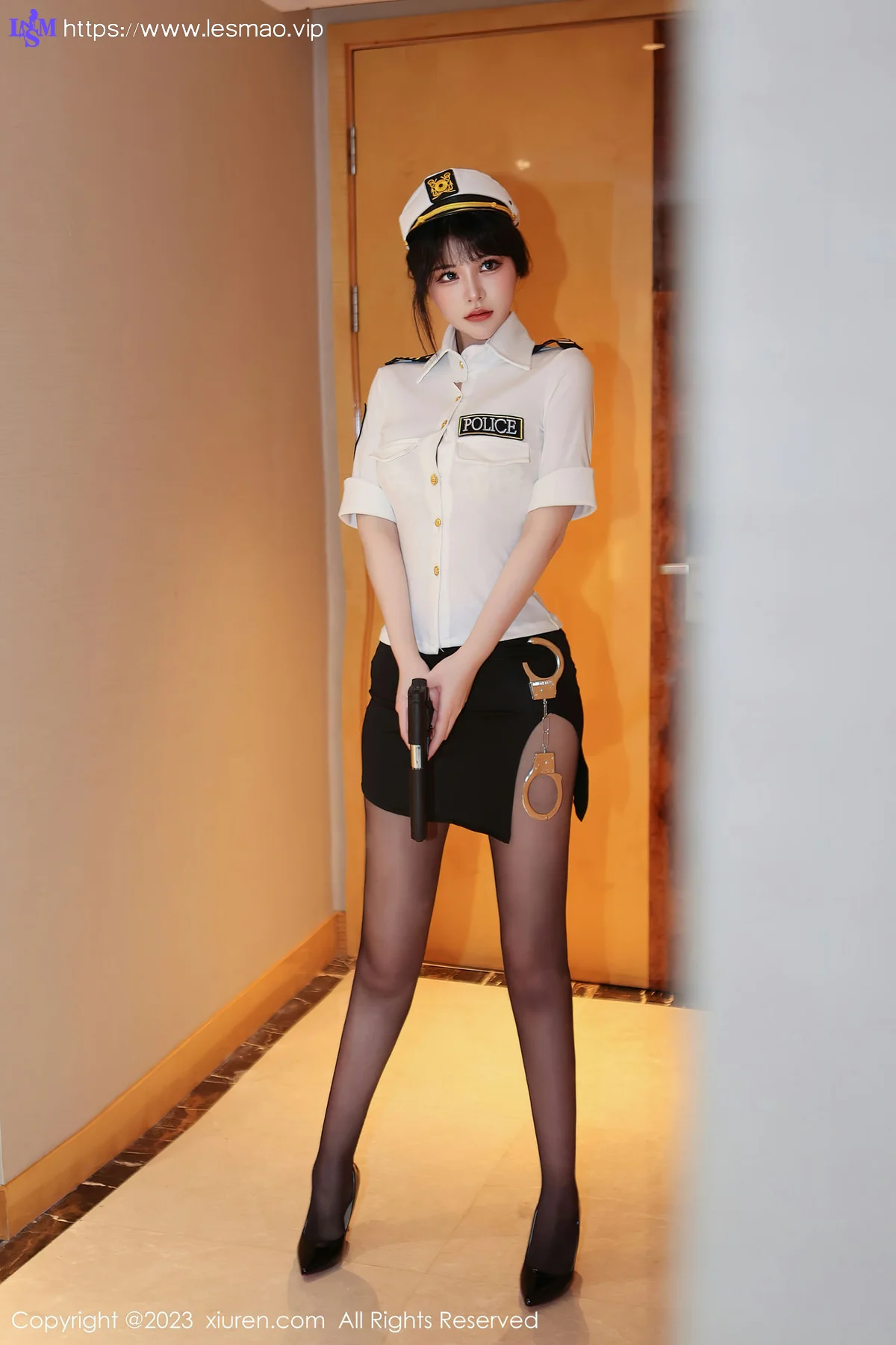 XiuRen 秀人 No.6328 桃桃子_ 情趣警察制服性感写真22 - 3