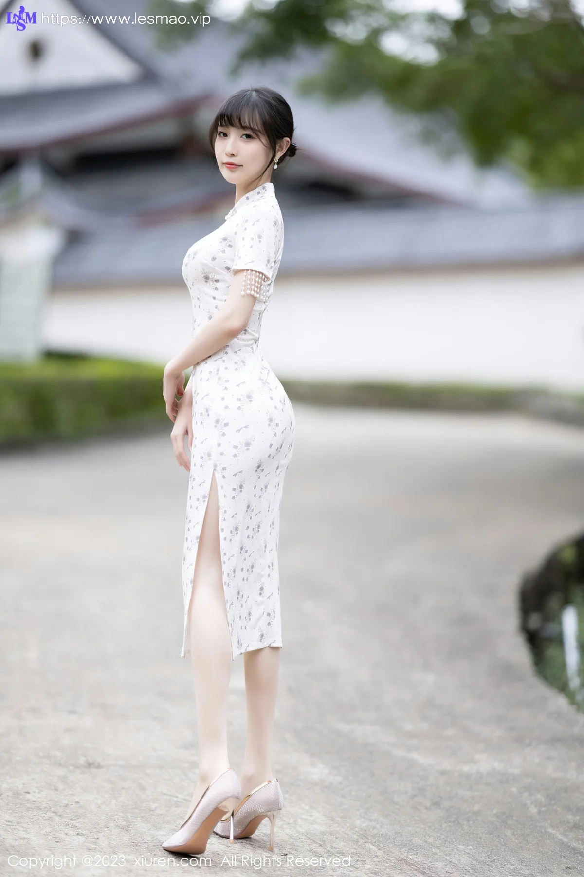 XiuRen 秀人 No.6346 林星阑 浅色短款旗袍写真1 - 1