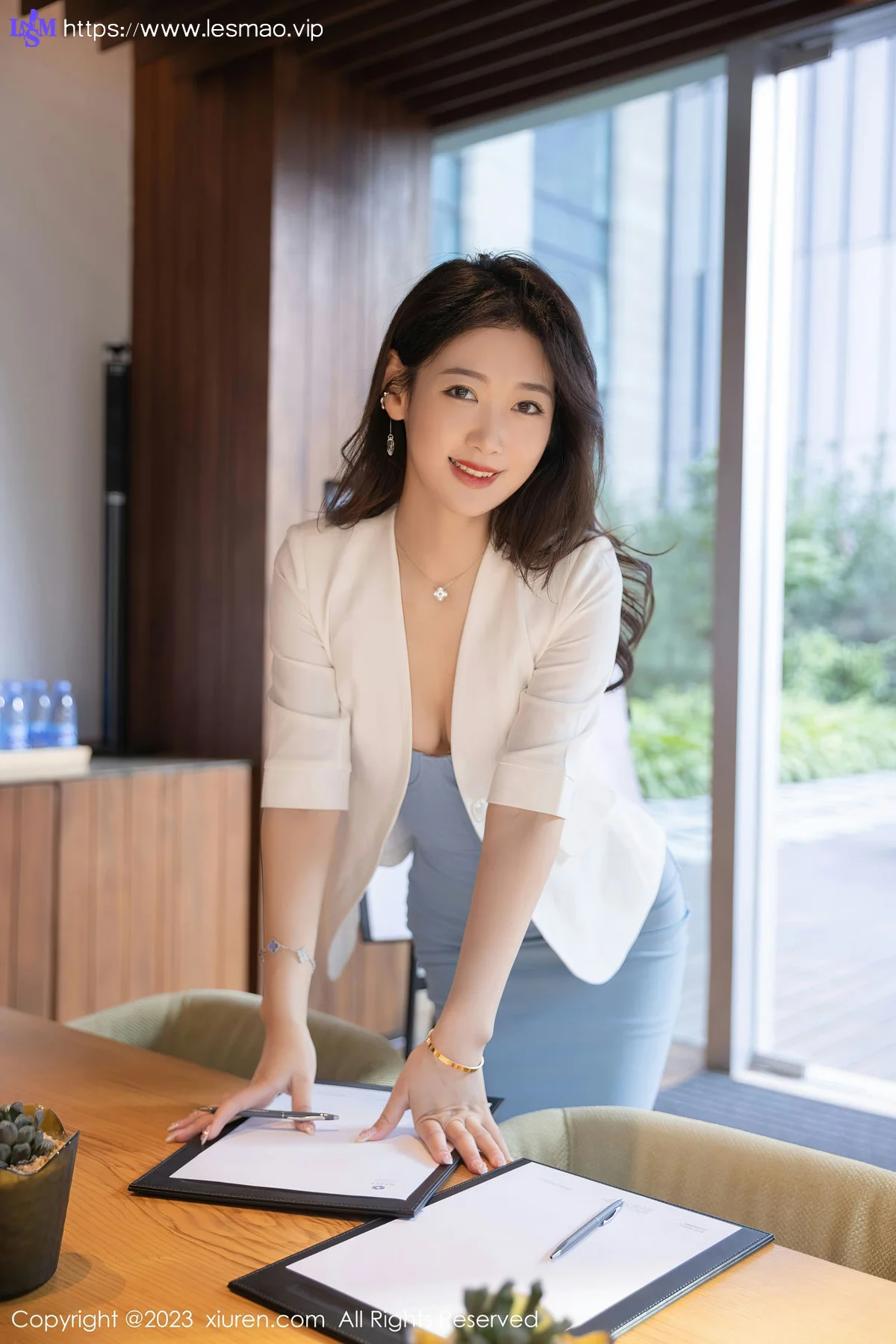XiuRen 秀人 No.6368 唐安琪 Ol职业性感写真 - 2