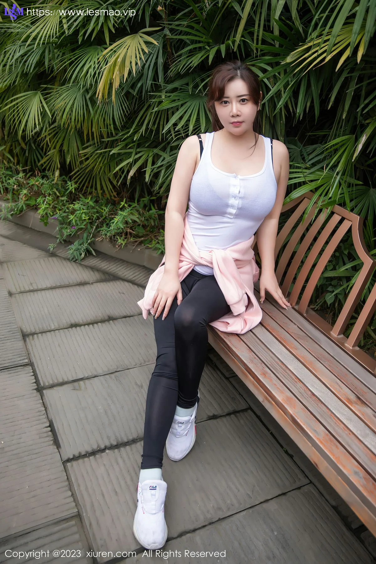 XiuRen 秀人 No.6386 王婉悠Queen 漏臀长裤性感写真1 - 8