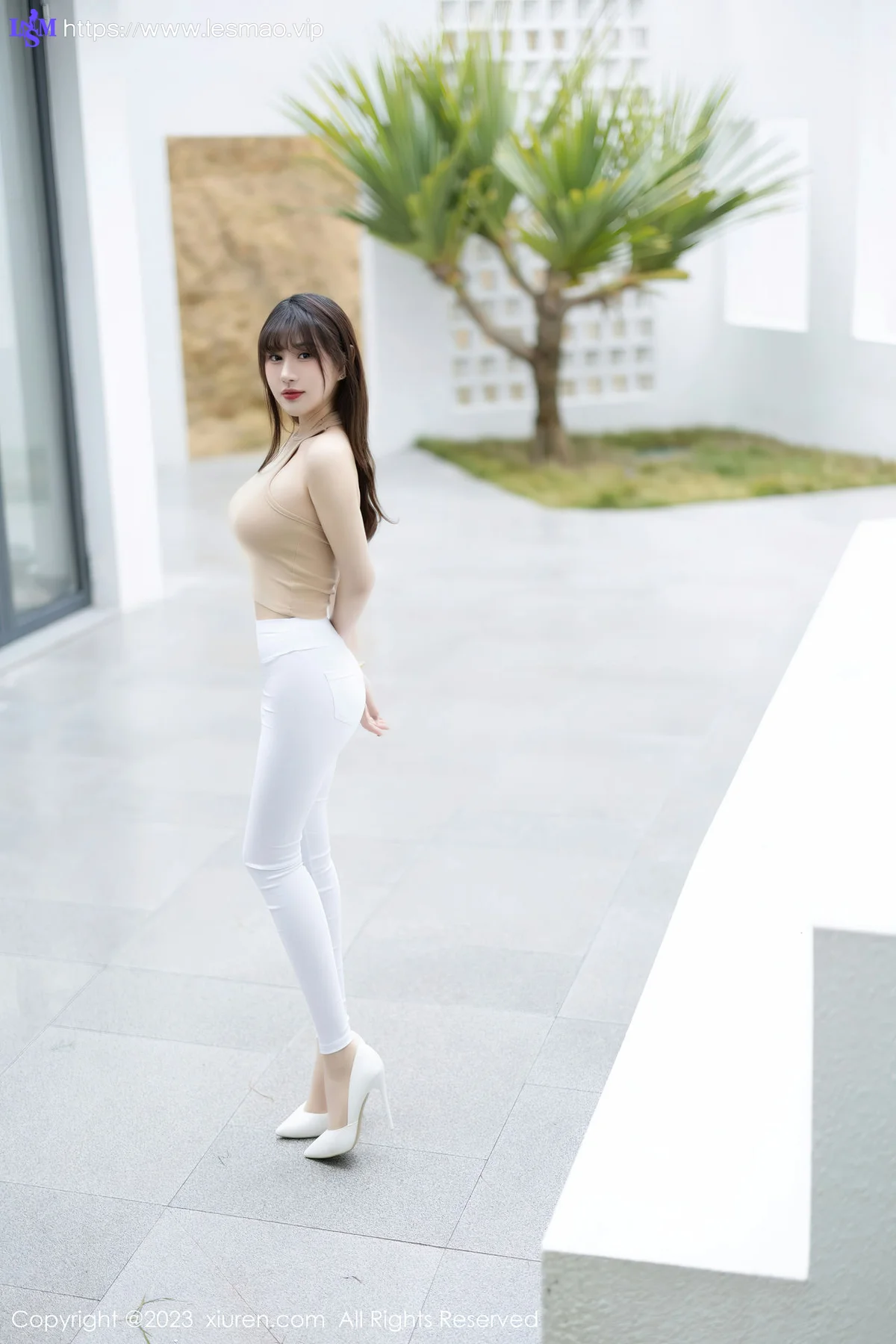 XiuRen 秀人 No.6388 张欣欣 婀娜多姿娇躯媚态海南岛旅拍2 - 7