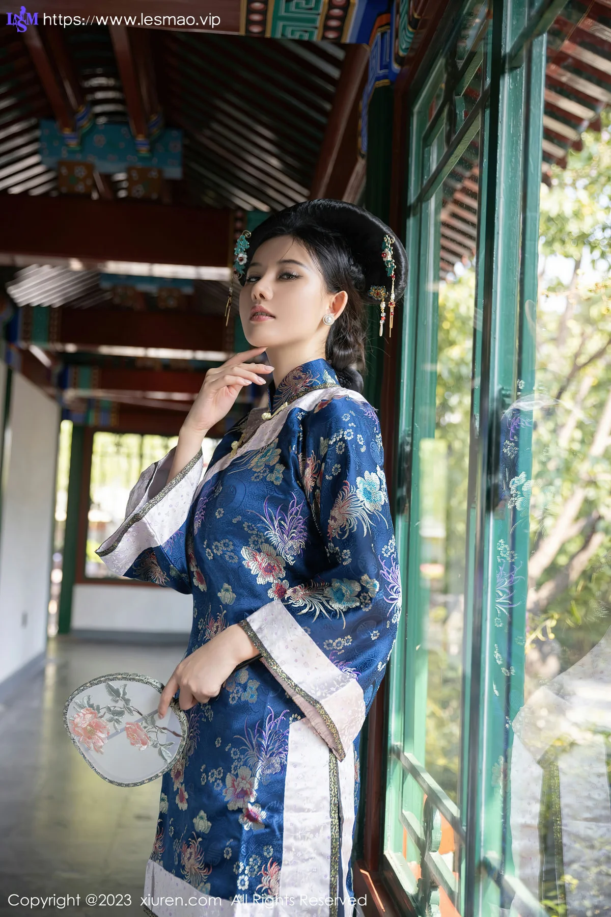 XiuRen 秀人 No.6398 就是阿朱啊 宫廷古装性感写真1 - 3