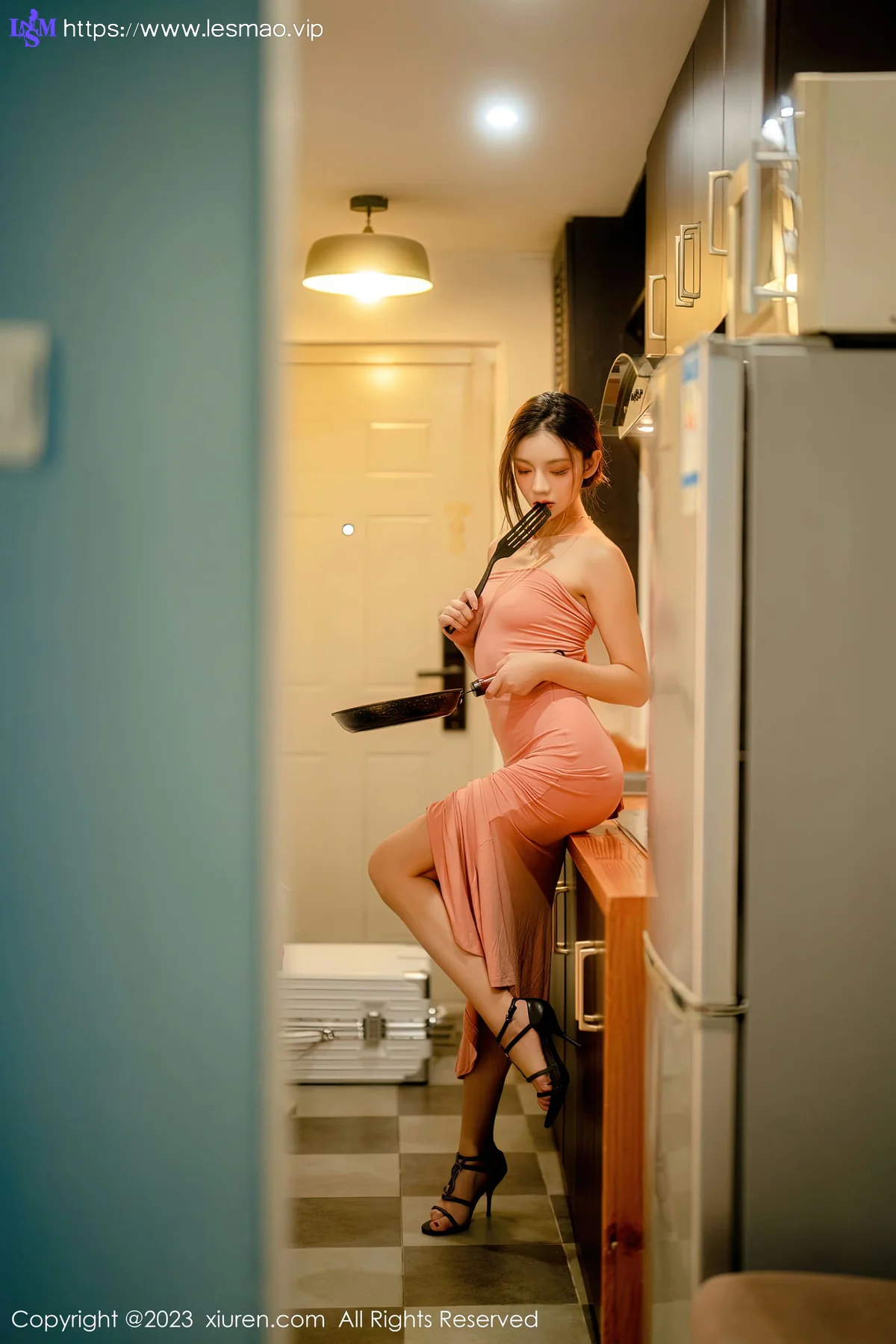 XiuRen 秀人 No.6437 加朵babe 露肩连衣长裙写真3 - 9
