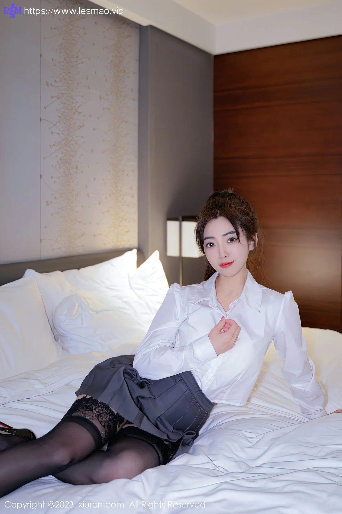 XiuRen 秀人 No.6444 星子柒kiki 魅惑黑丝第二套写真 - 2