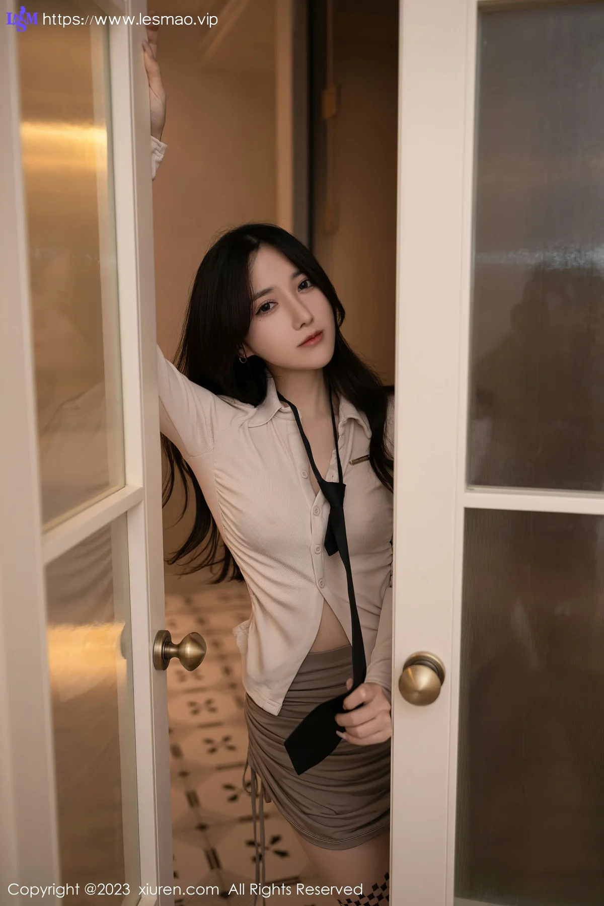 XiuRen 秀人 No.6472 鱼子酱Fish 黑白蕾丝内衣性感写真1 - 6