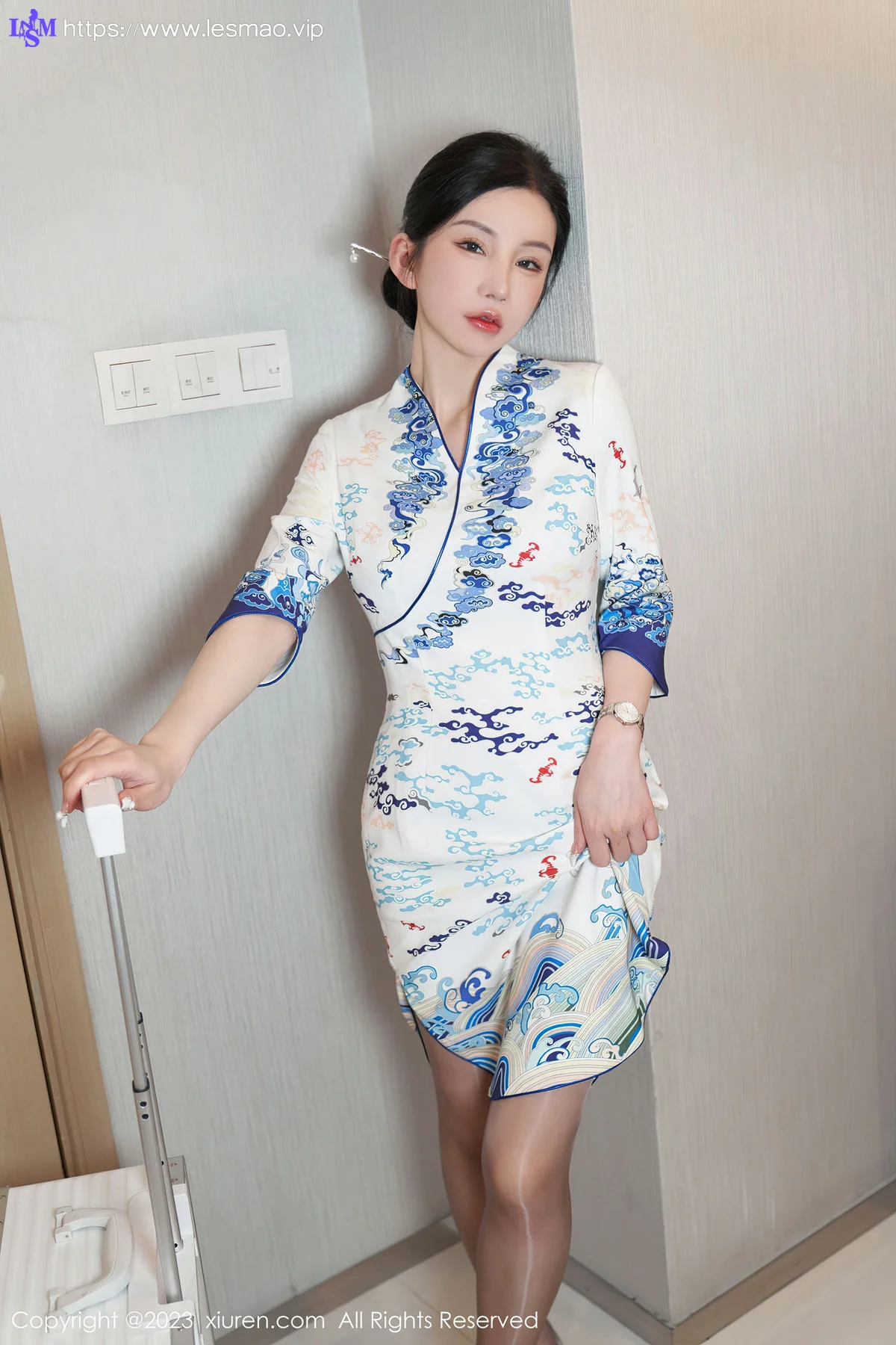 XiuRen 秀人 No.6473 周于希 亮丝美腿 - 8