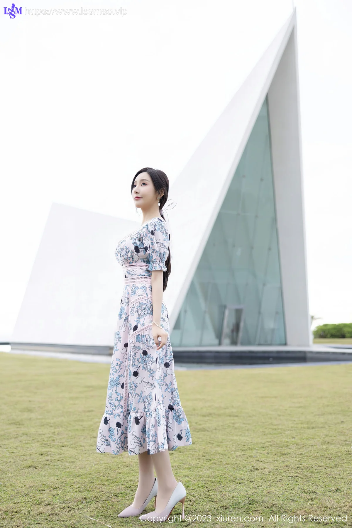 XiuRen 秀人 No.6474 王馨瑶yanni 诱人原色丝袜海南岛旅拍1 - 8