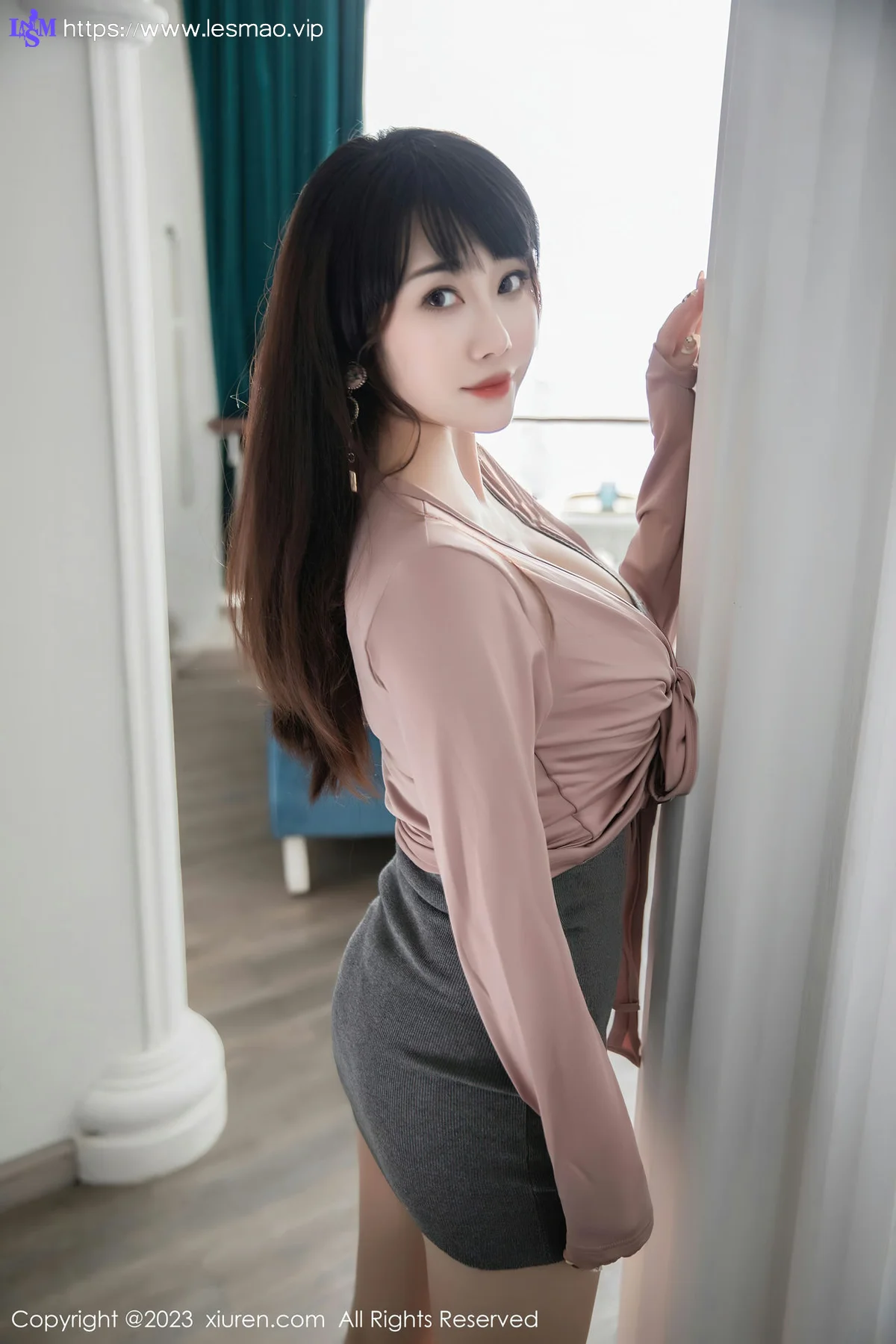 XiuRen 秀人 No.6532 严利娅Yuliya 家庭钢琴师角色扮演写真 - 1