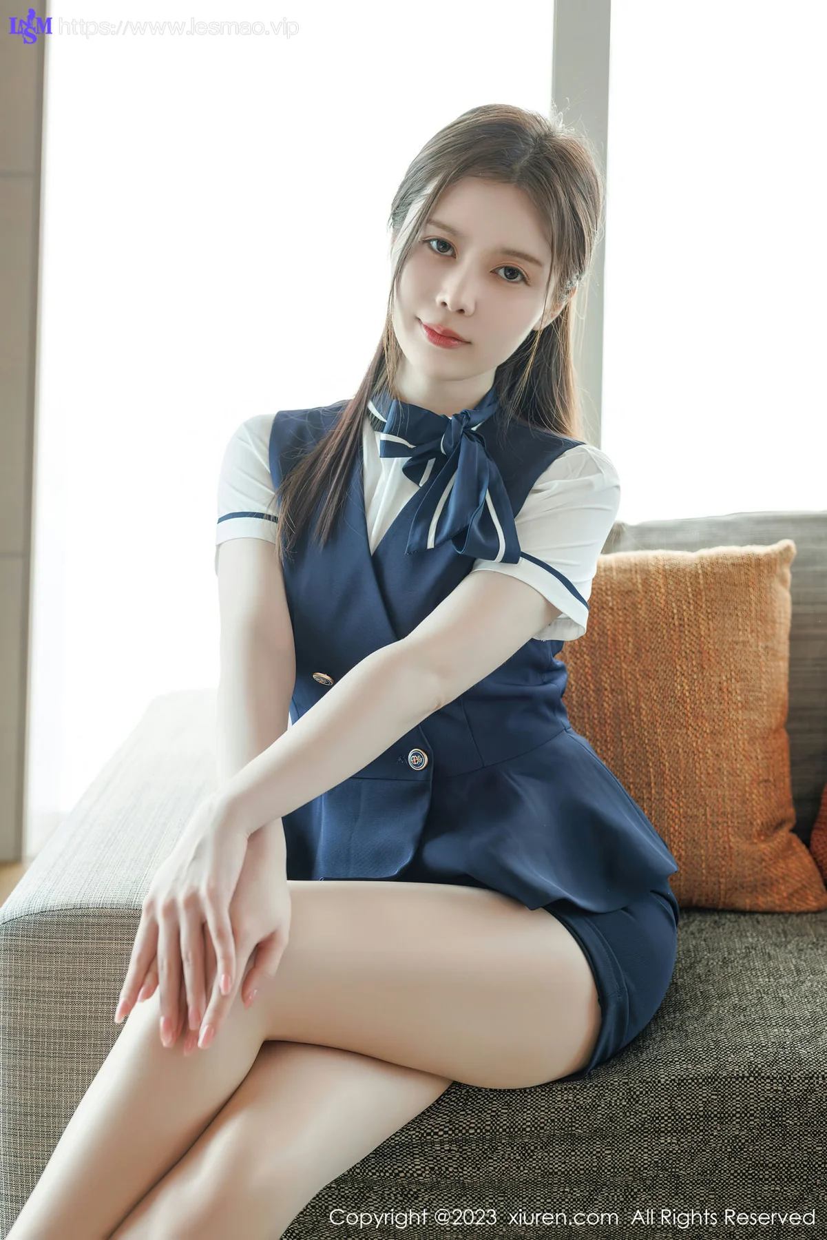 XiuRen 秀人 No.6545 吴雪瑶 蓝色短款制服性感写真1 - 4