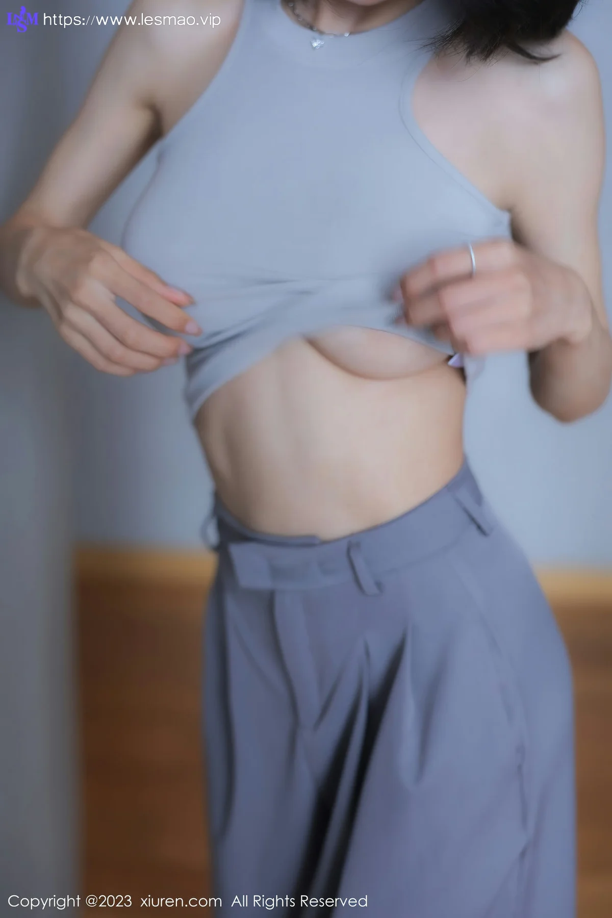 XiuRen 秀人 No.6552 lingyu69 蓝灰色短款上衣写真3 - 5