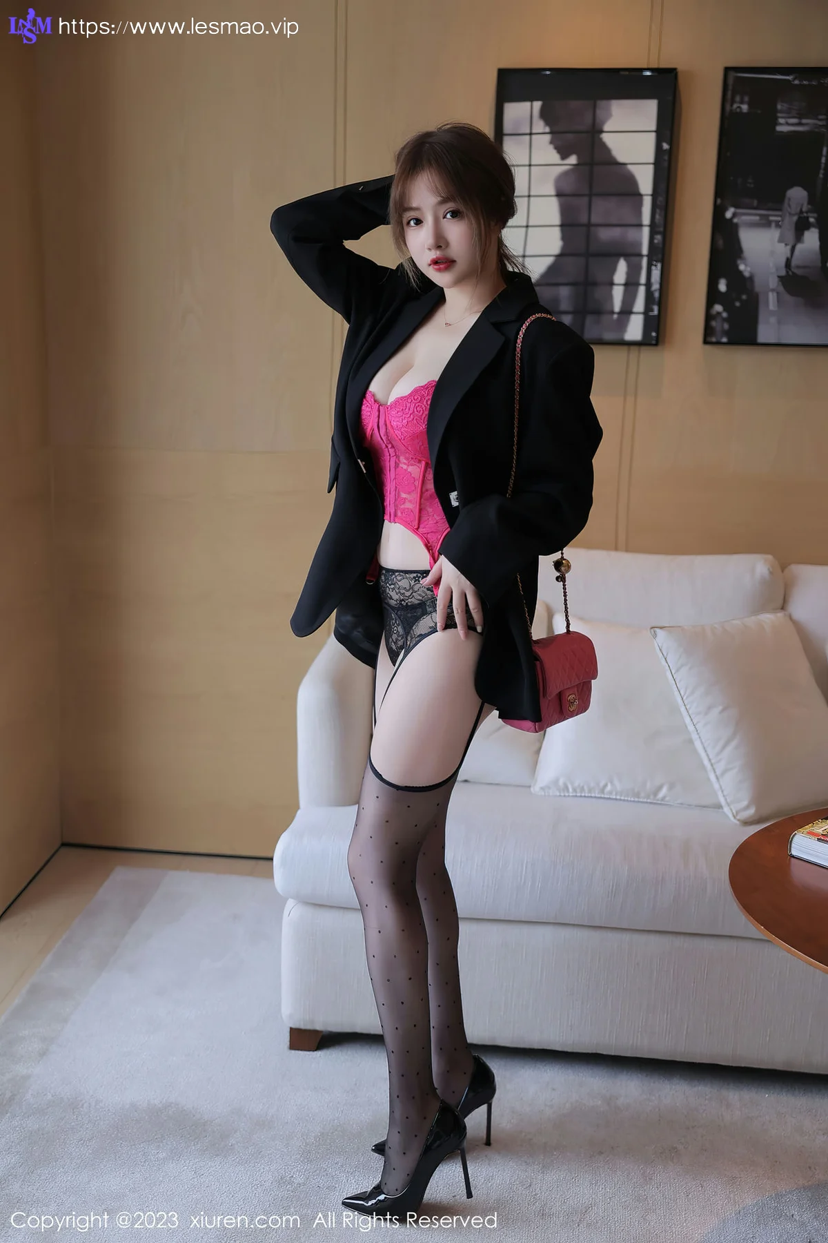 XiuRen 秀人 No.6644 养乐多DoDo 长相清纯甜美性感写真 - 1