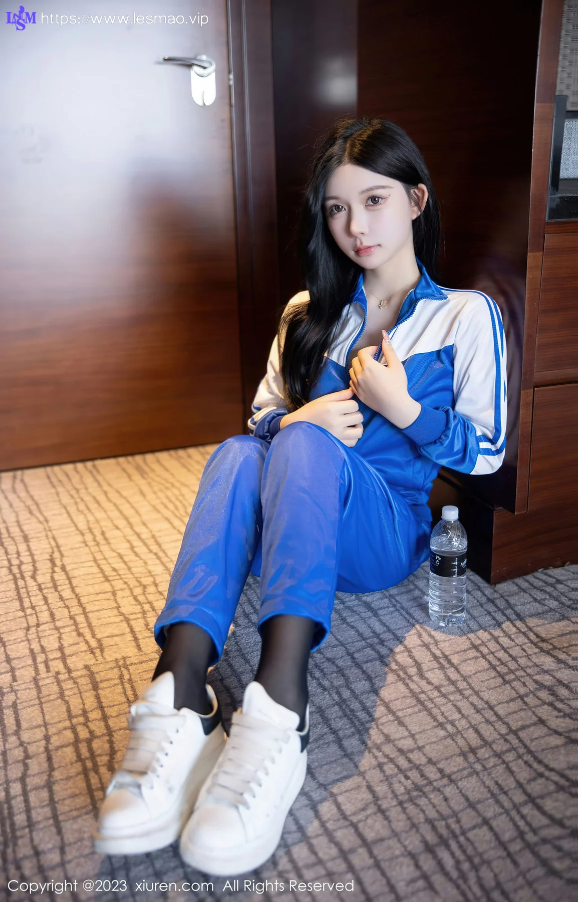 XiuRen 秀人 No.6660 林珊珊 校服魅惑黑丝芭提雅旅拍写真3 - 4