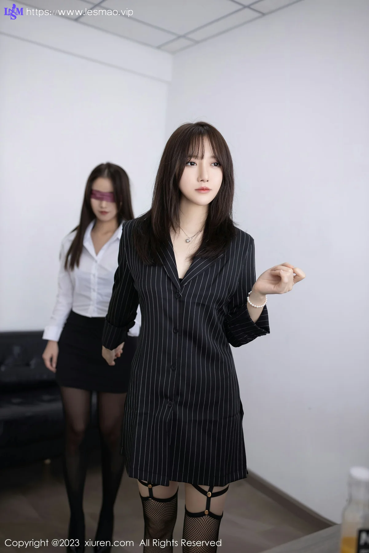XiuRen 秀人 No.6664 鱼子酱Fish 主题“隐秘的房间”办公室性感写真111 - 8