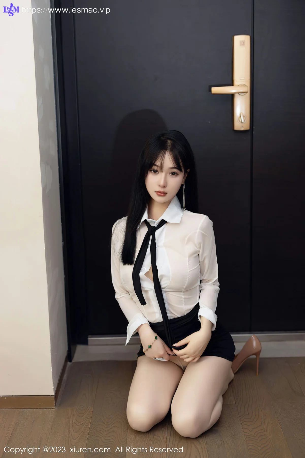 XiuRen 秀人 No.6710 柚琪Rich 白色轻透上衣首套写真33 - 1